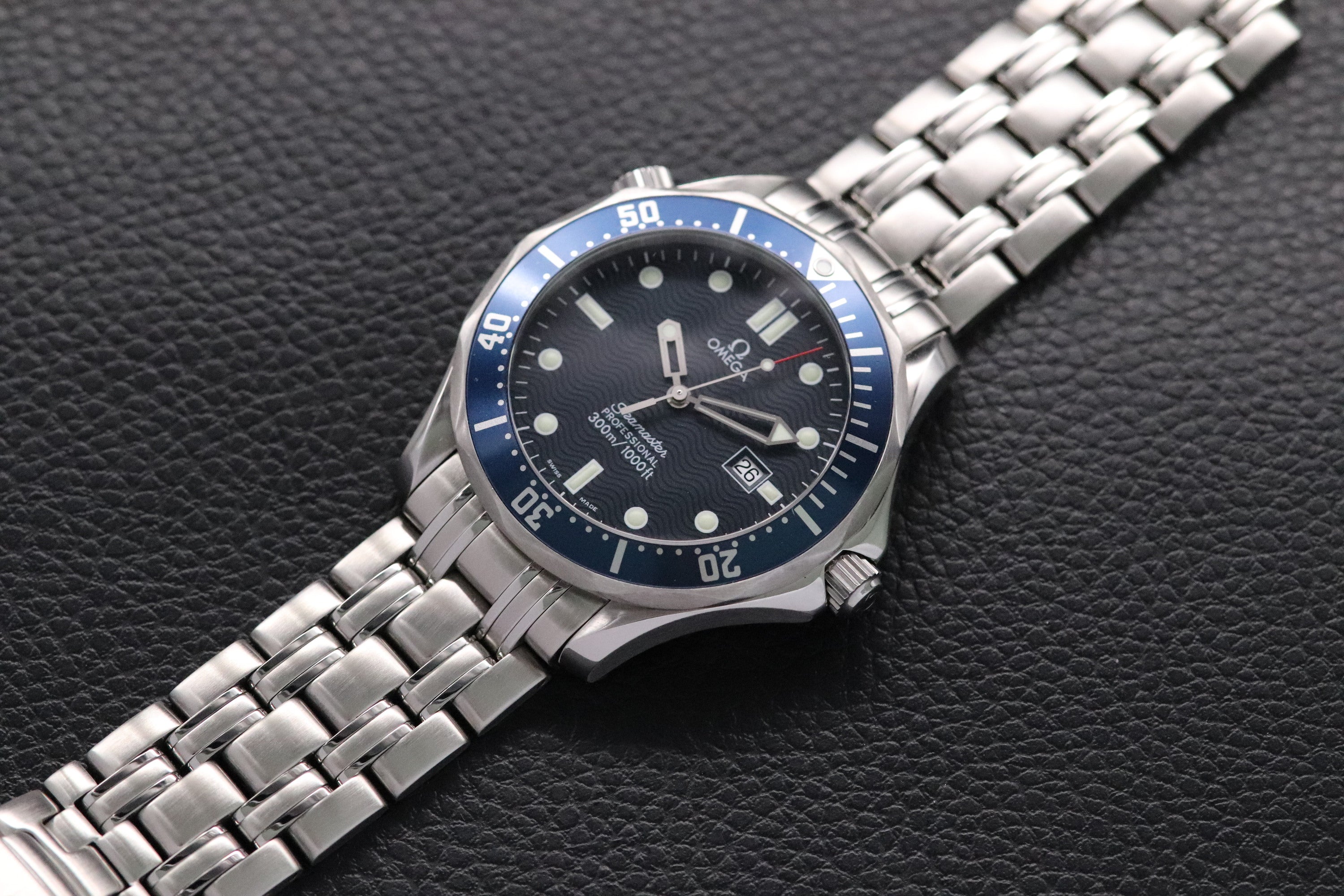 Omega Seamaster James Bond 2541.80 Blue 1998