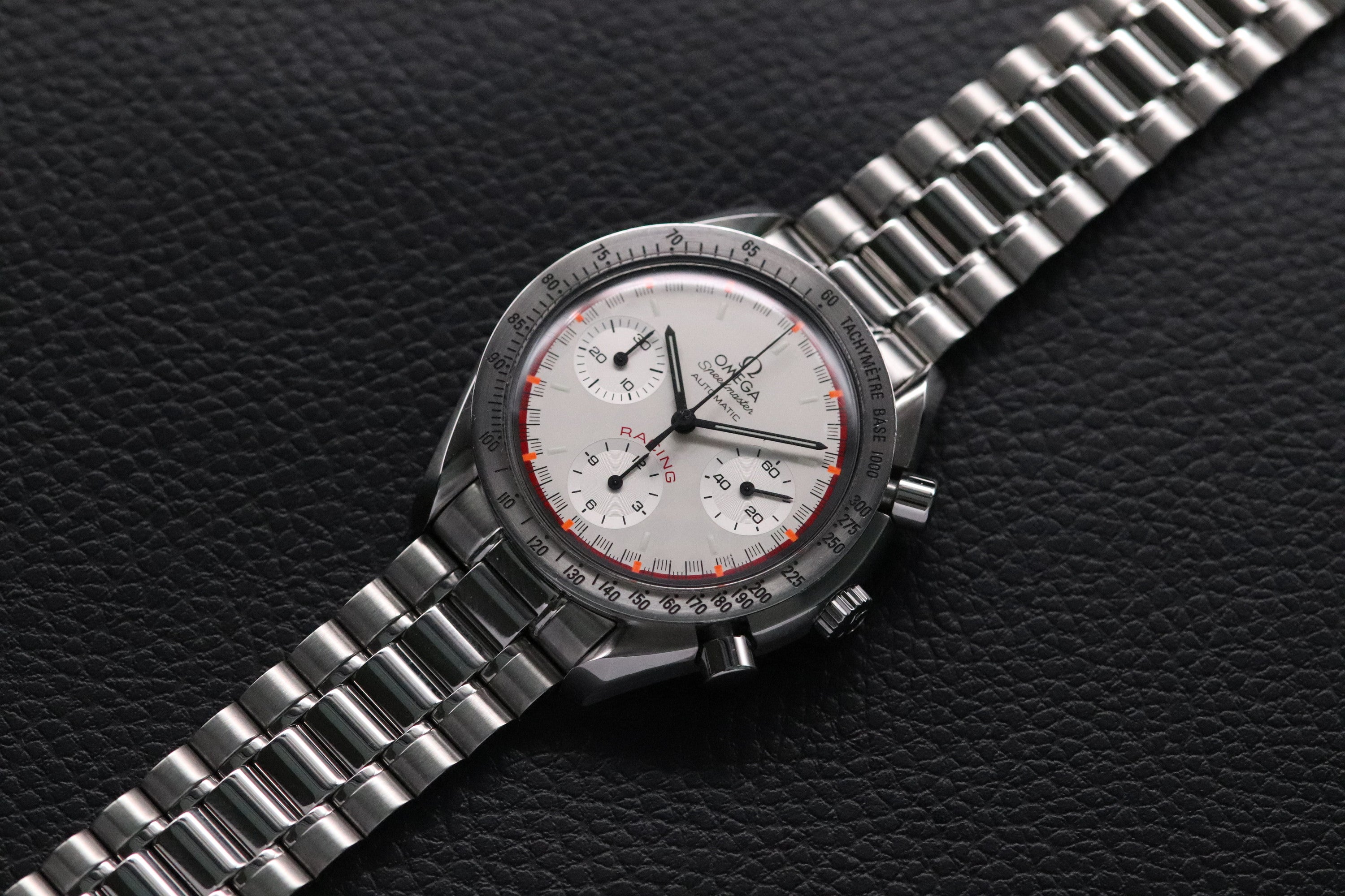 Omega Speedmaster Reduced 3517.30 Michael Schumacher 2001 Papers