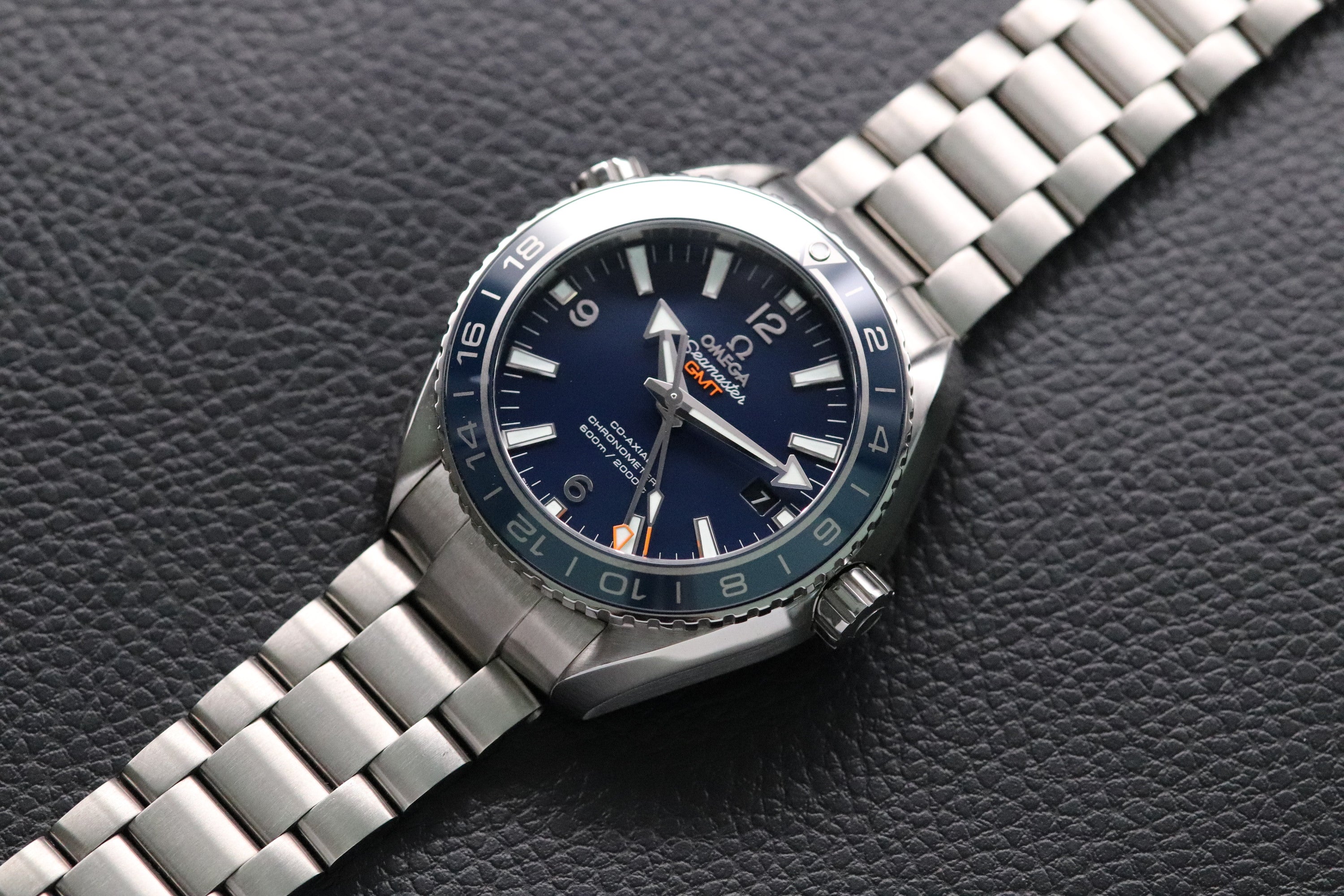 Omega Seamaster Planet Ocean GMT 232.90.44.22.03.001 Fullset 2019 Box+Papers