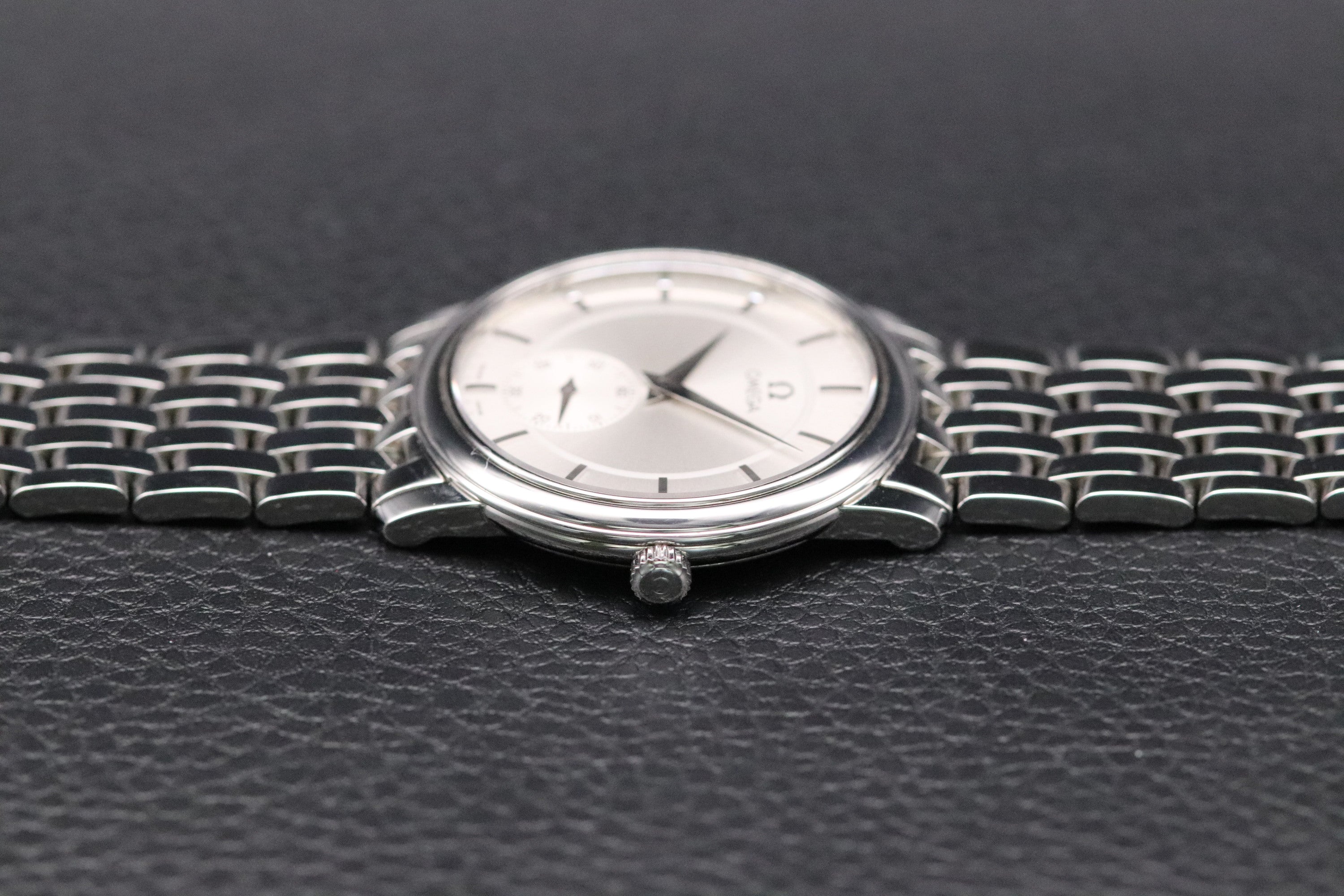 Omega De Ville 4520.31 Silver Dial 1993