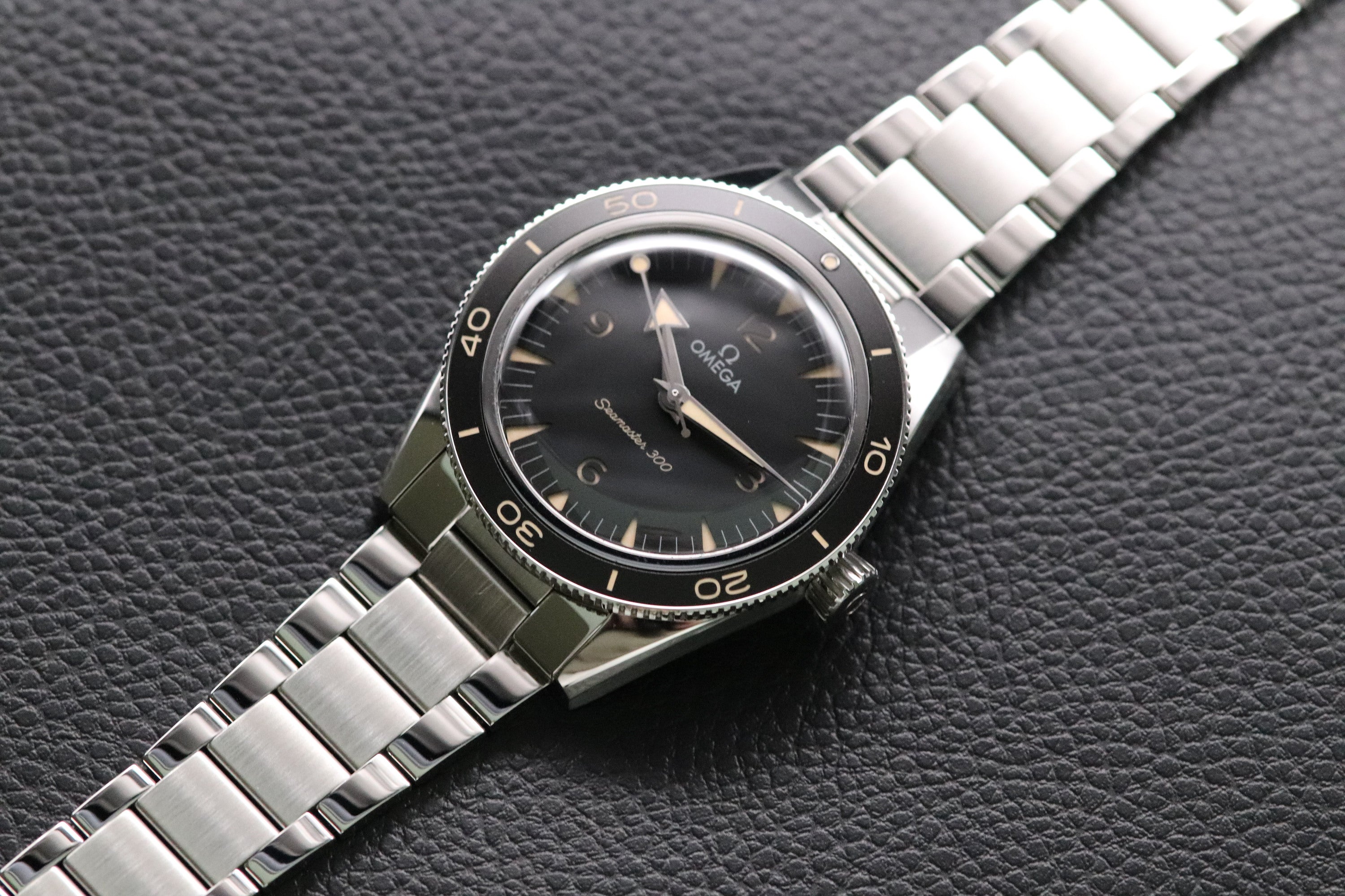 Omega Seamaster 300 234.30.41.21.01.001 Fullset 2022 Box+Papers