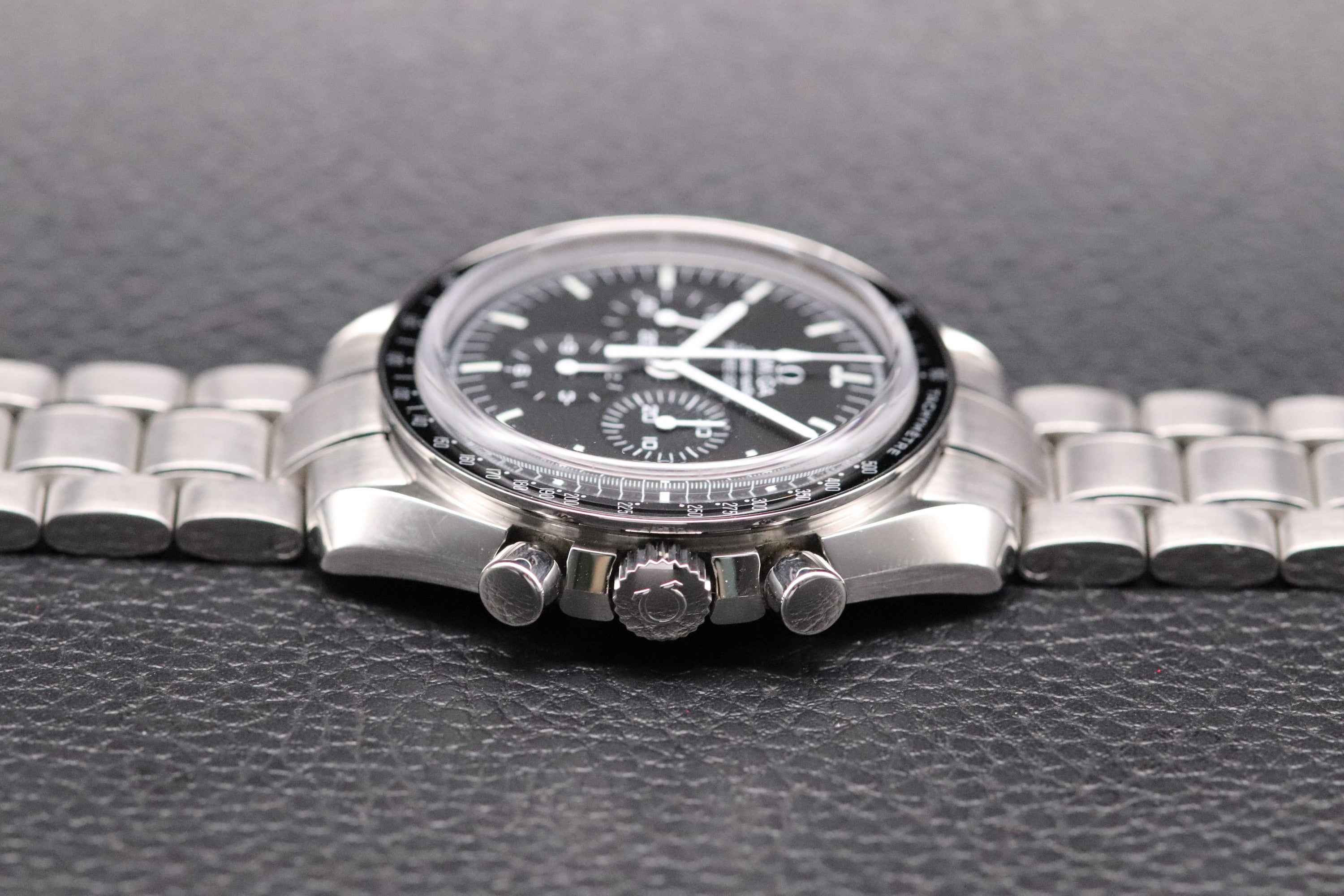 Omega Speedmaster Professional Moonwatch 311.30.42.30.01.006 Fullset 2019 Box+Papers