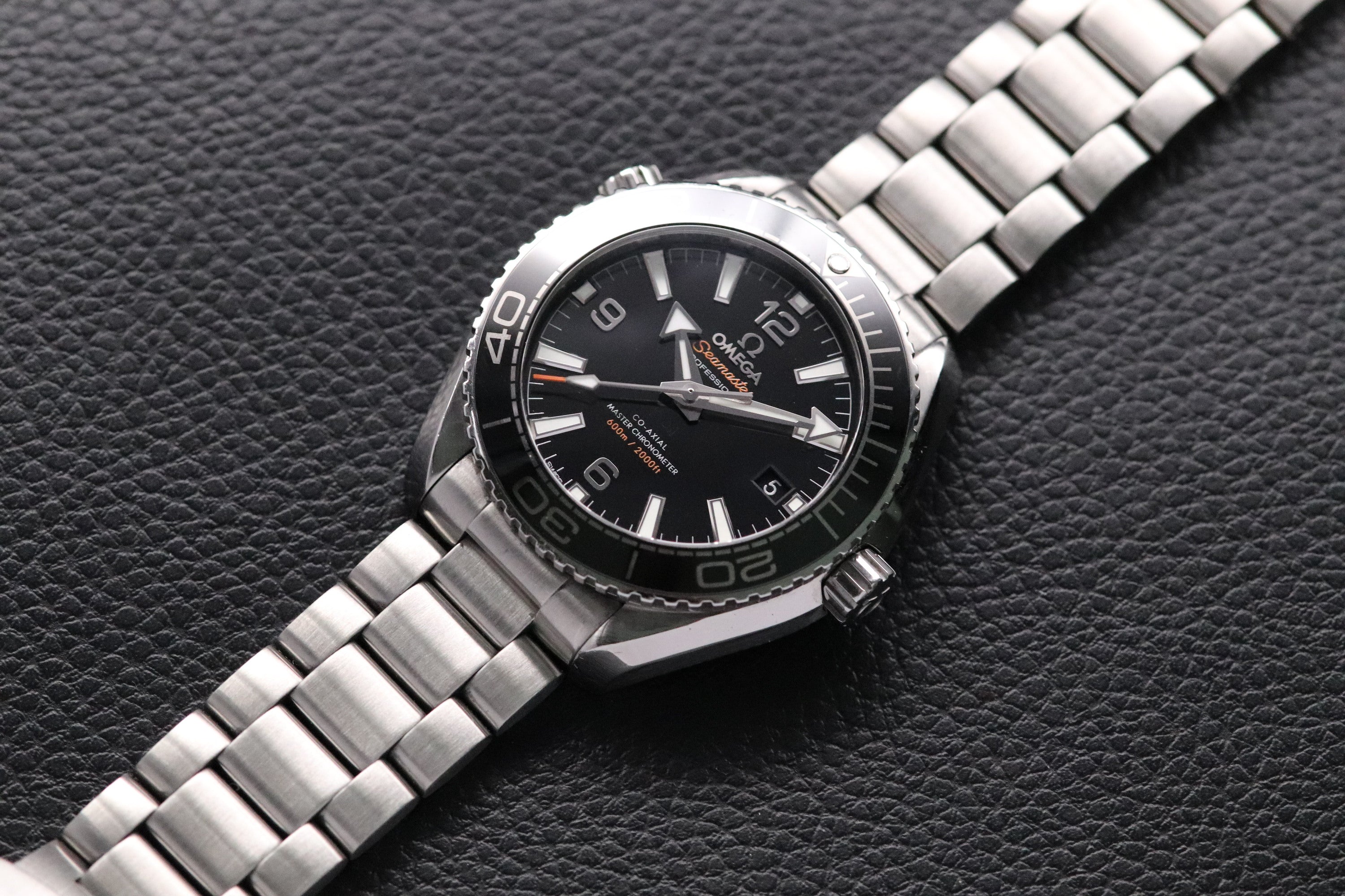 Omega Seamaster Planet Ocean 215.30.40.20.01.001 Fullset 2016 Box+Papers