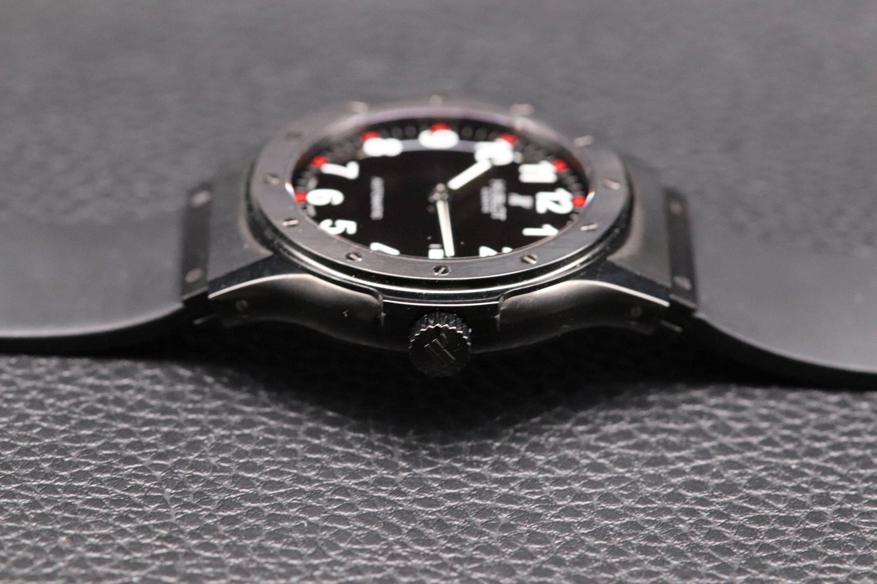 Hublot Classic Fusion 1915.NL30.1 Papers 2009