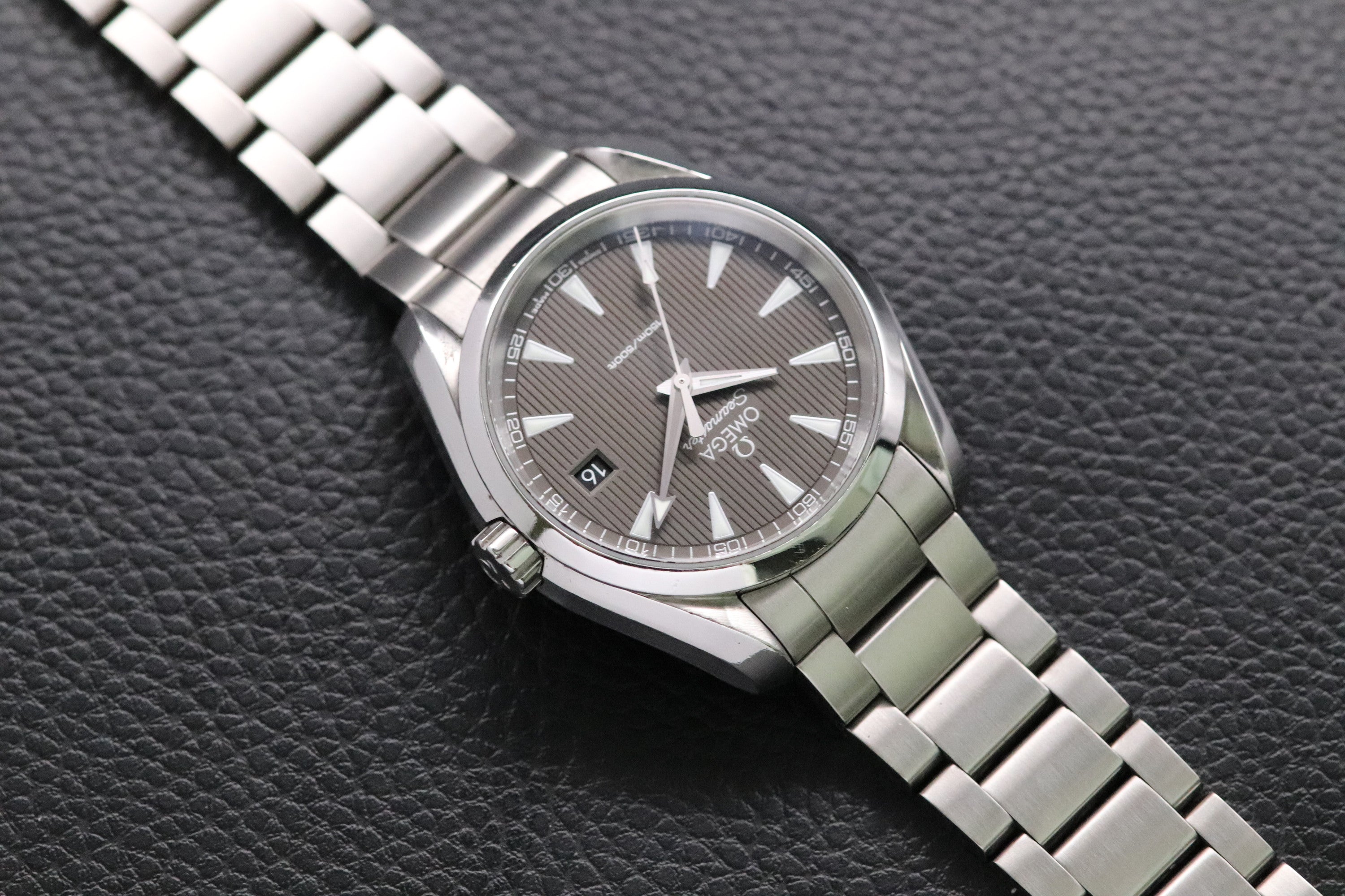 Omega Seamaster Aqua Terra 231.10.39.60.06.001 Grey Dial 2017