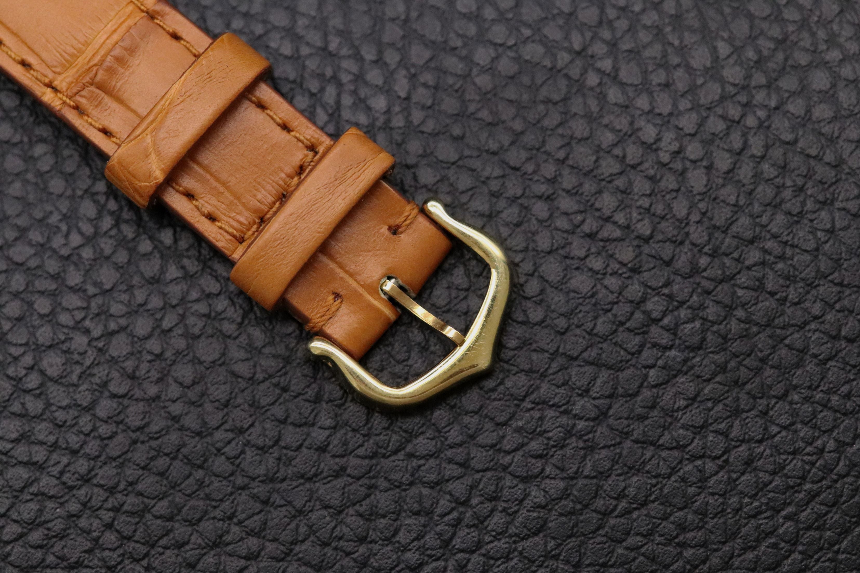 Cartier Gondole Vertical 17010 Medium