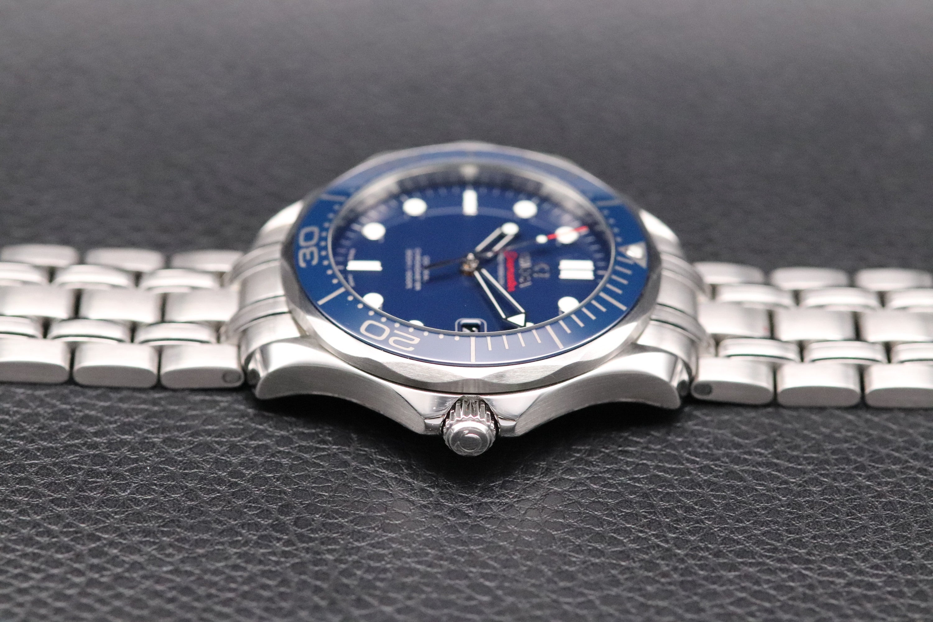 Omega Seamaster Diver 300 212.30.41.20.03.001 FULLSET 2015 Box + PAPERS