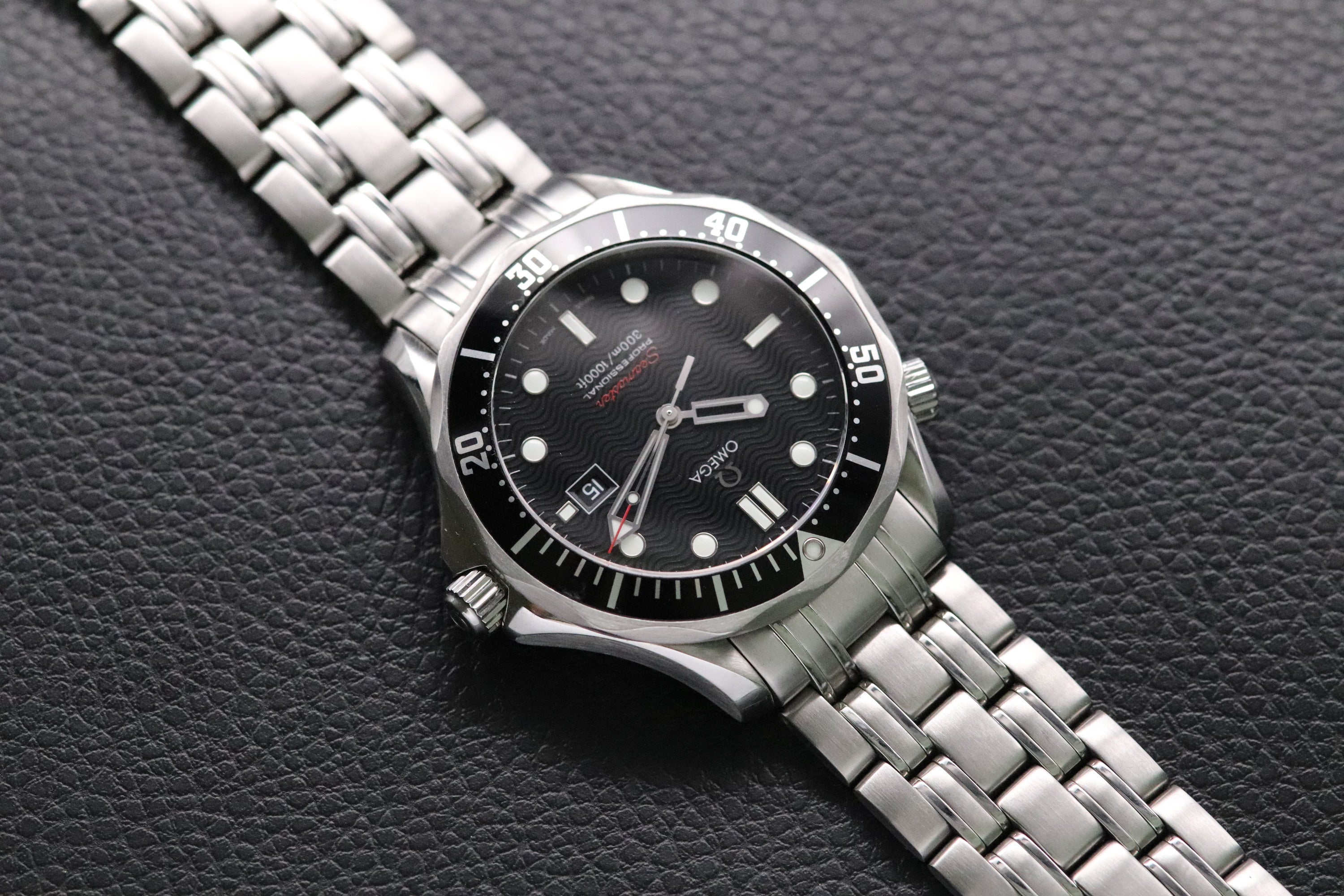 Omega Seamaster Diver 300M 212.30.41.61.01.001 Black Dial 2016