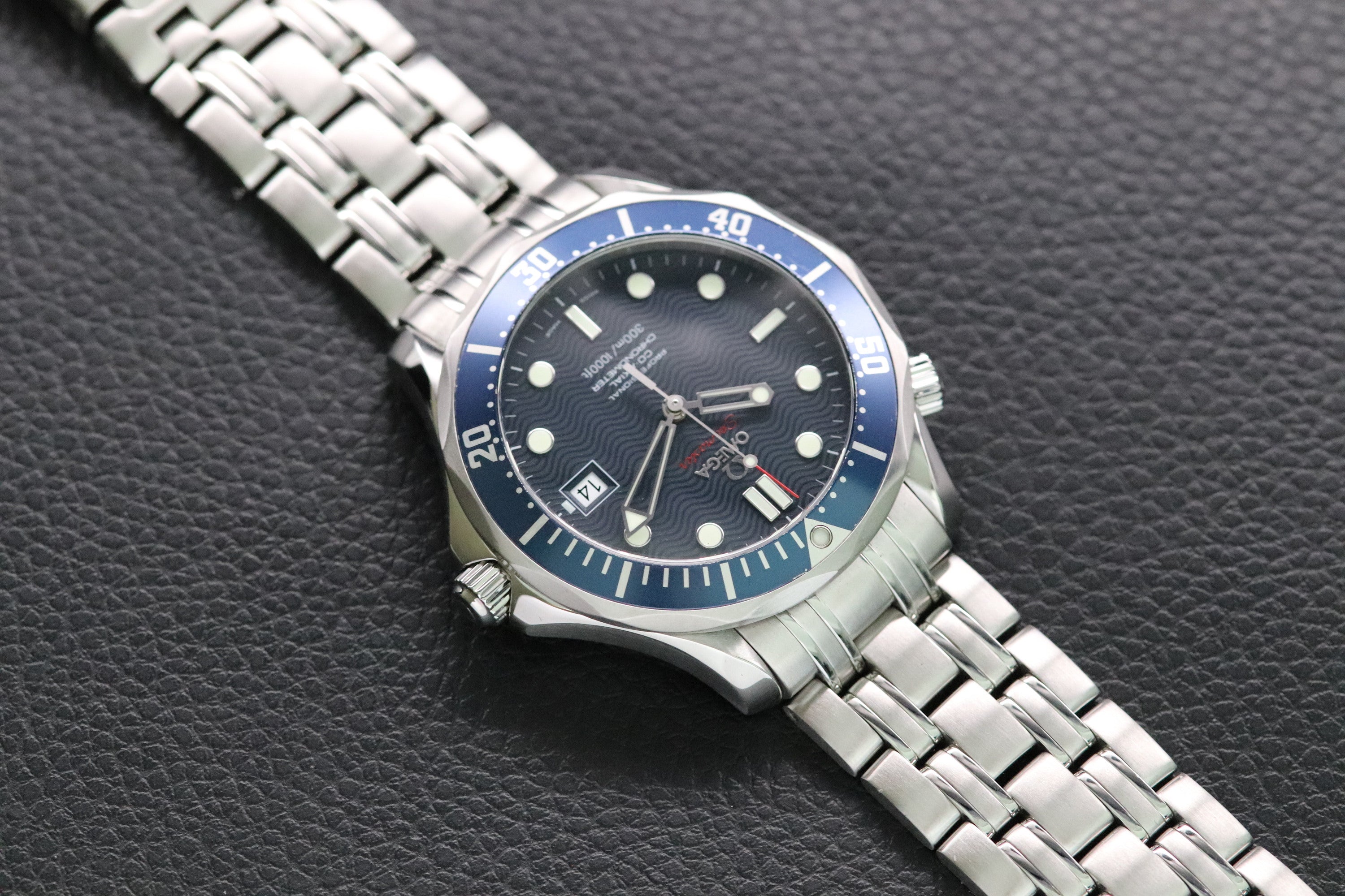 Omega Seamaster Diver 2220.80 Blue Dial 2010