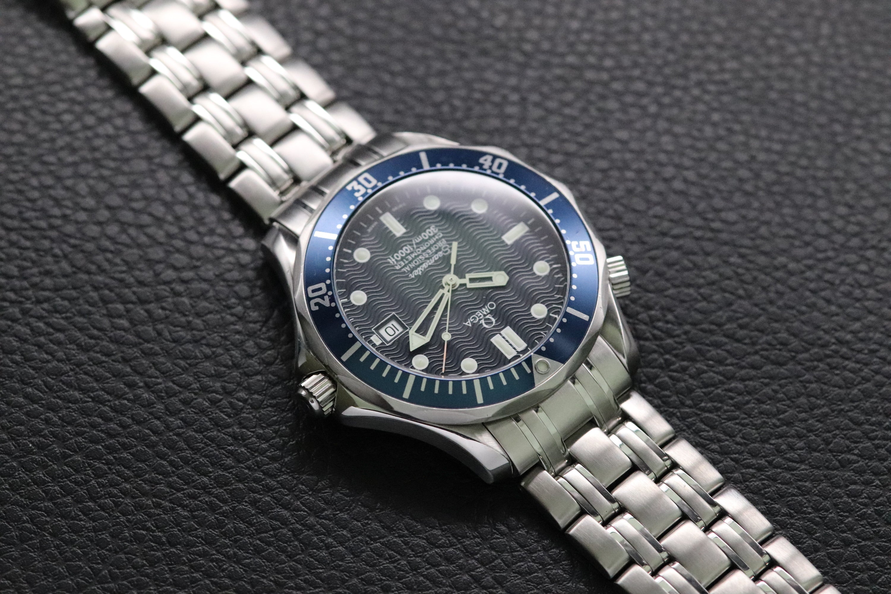 Omega Seamaster James Bond 2531.80 Blue 1999
