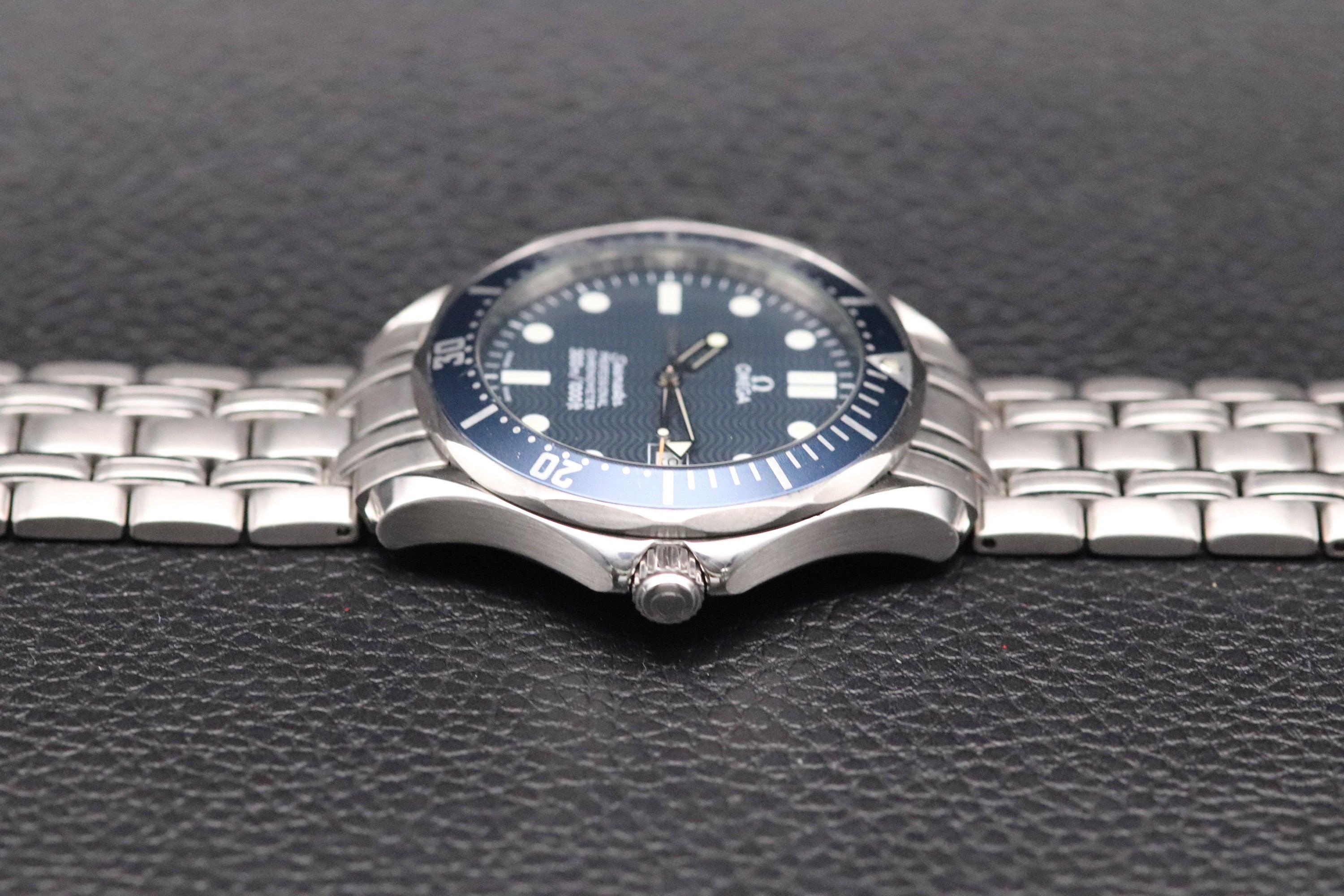 Omega Seamaster 2531.80 James Bond 2000 Papers