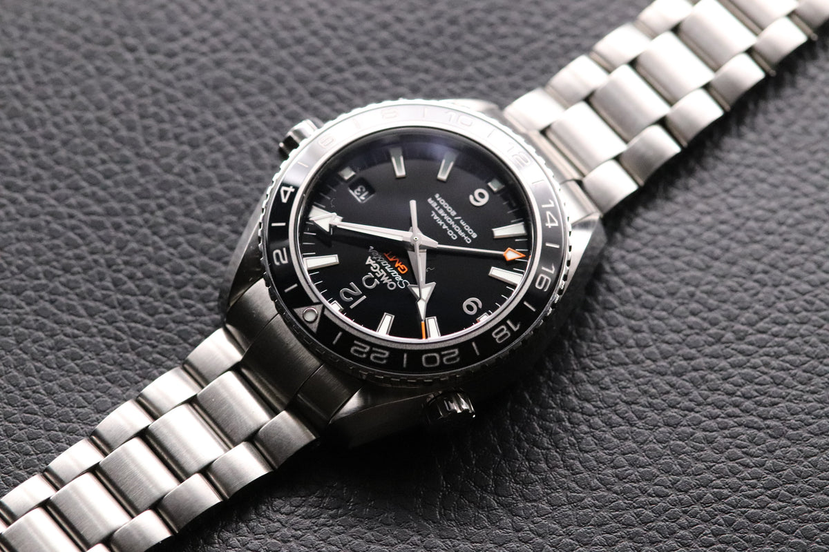 Omega Seamaster Planet Ocean 600M GMT 232.30.44.22.01.001 Fullset 2017 Box+Papers