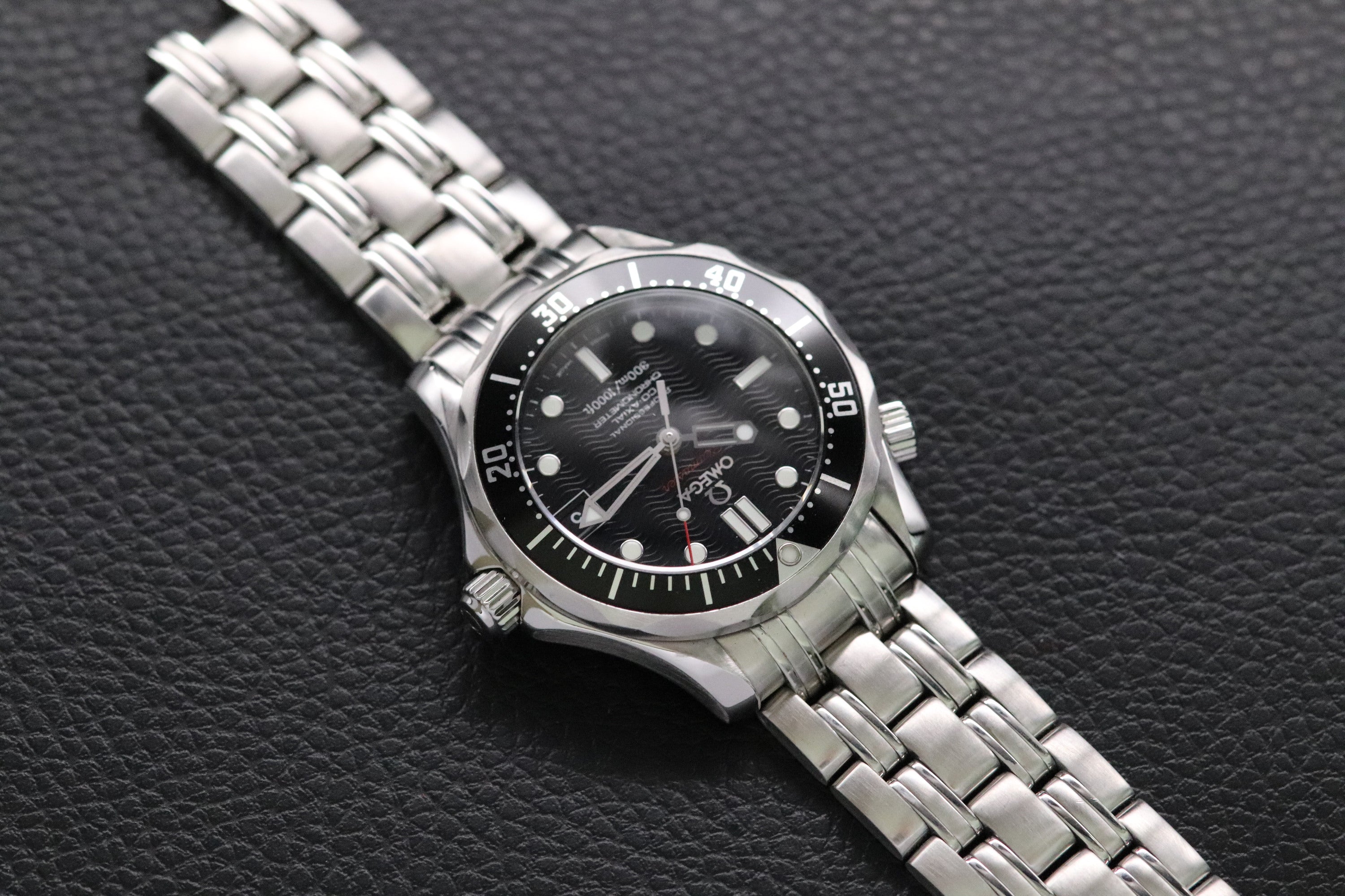 Omega Seamaster Diver 300M 212.30.36.20.01.001 Papers 2011