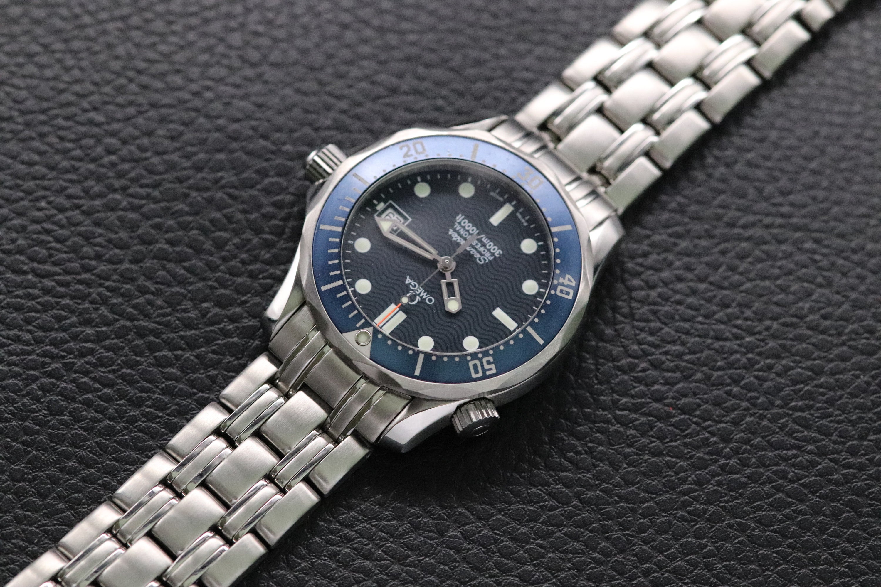 Omega Seamaster 300 2561.80 Blue Dial 1998