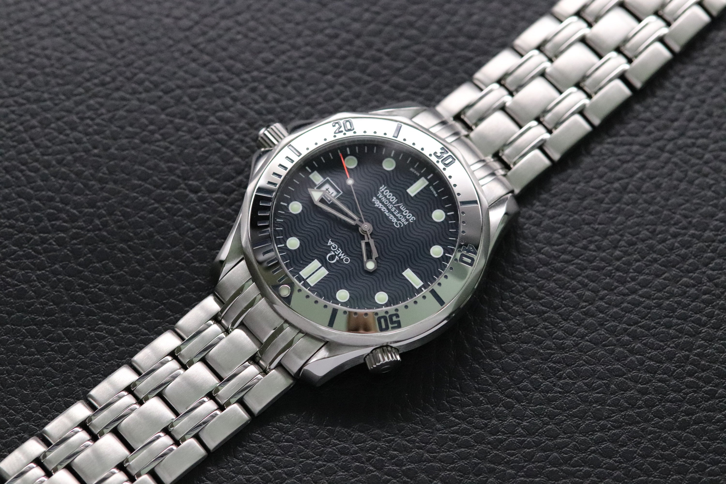 Omega Seamaster 300 2542.80 Blue Dial 1998