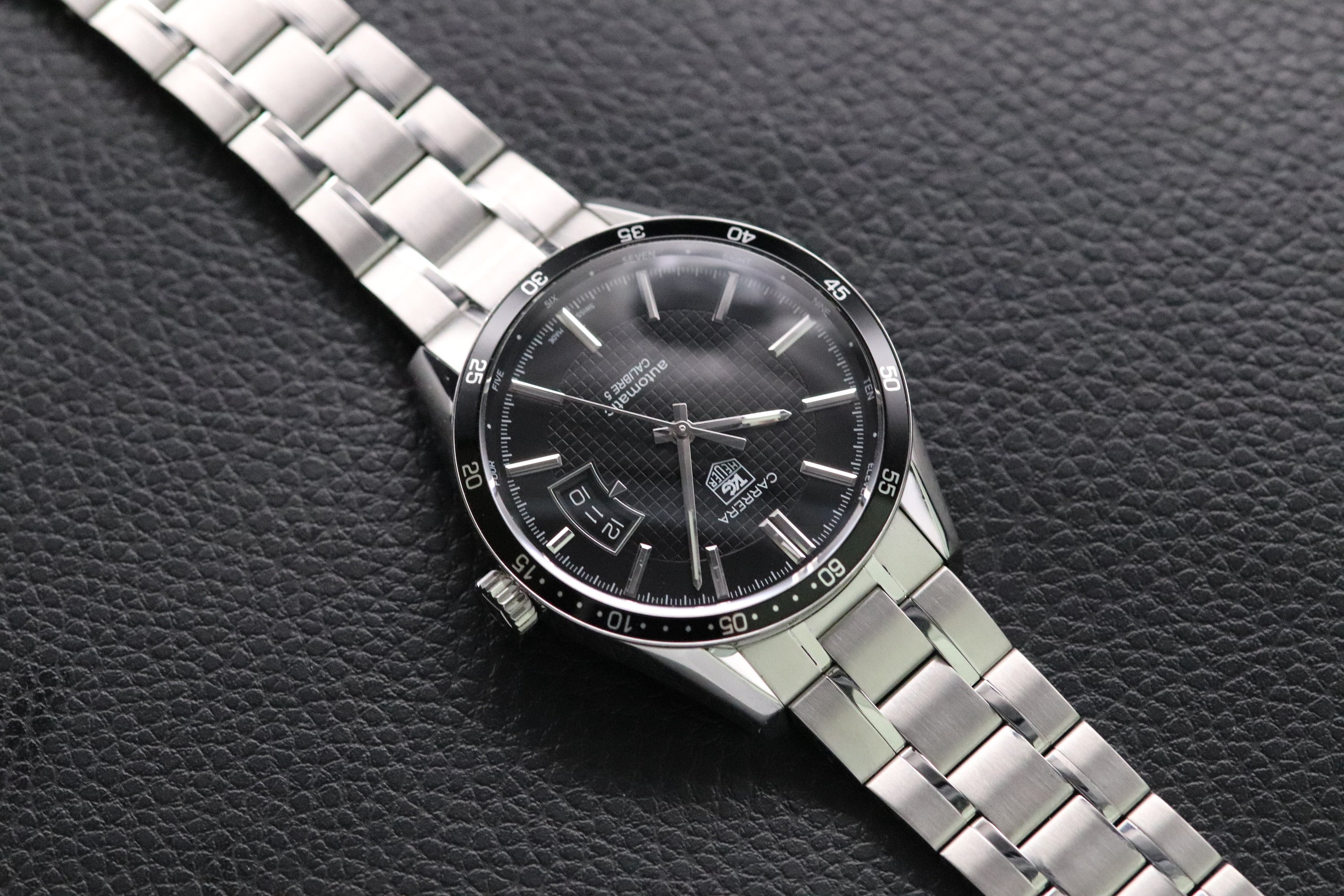 Tag Heuer Carrera Caliber 5 WV211M Black Dial 2010 Papers