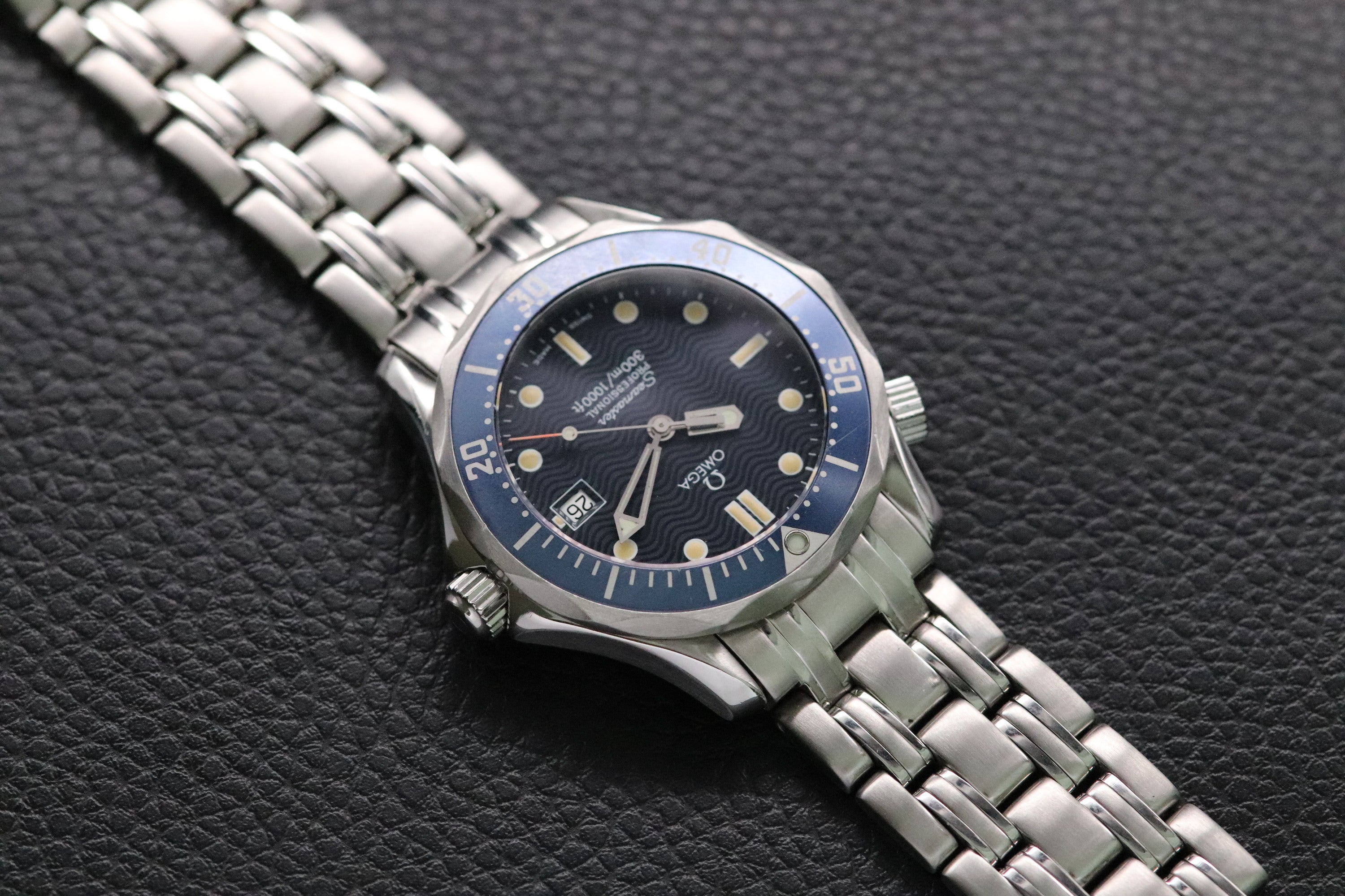 Omega Seamaster 300 2561.80 Blue Dial 1993 Paper