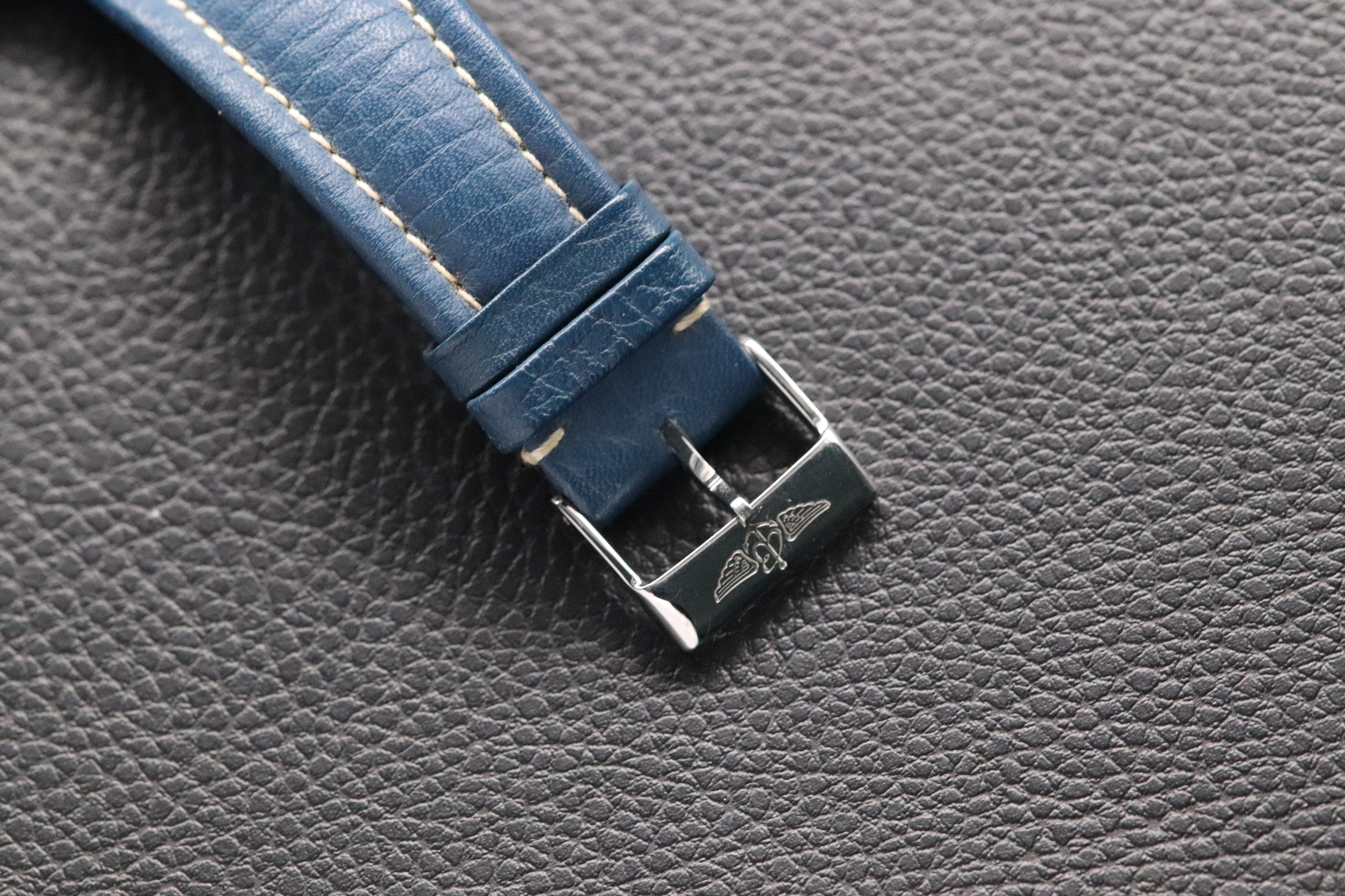 Breitling Old Navitimer A13322 Chronograph Blue Dial 2002 Box