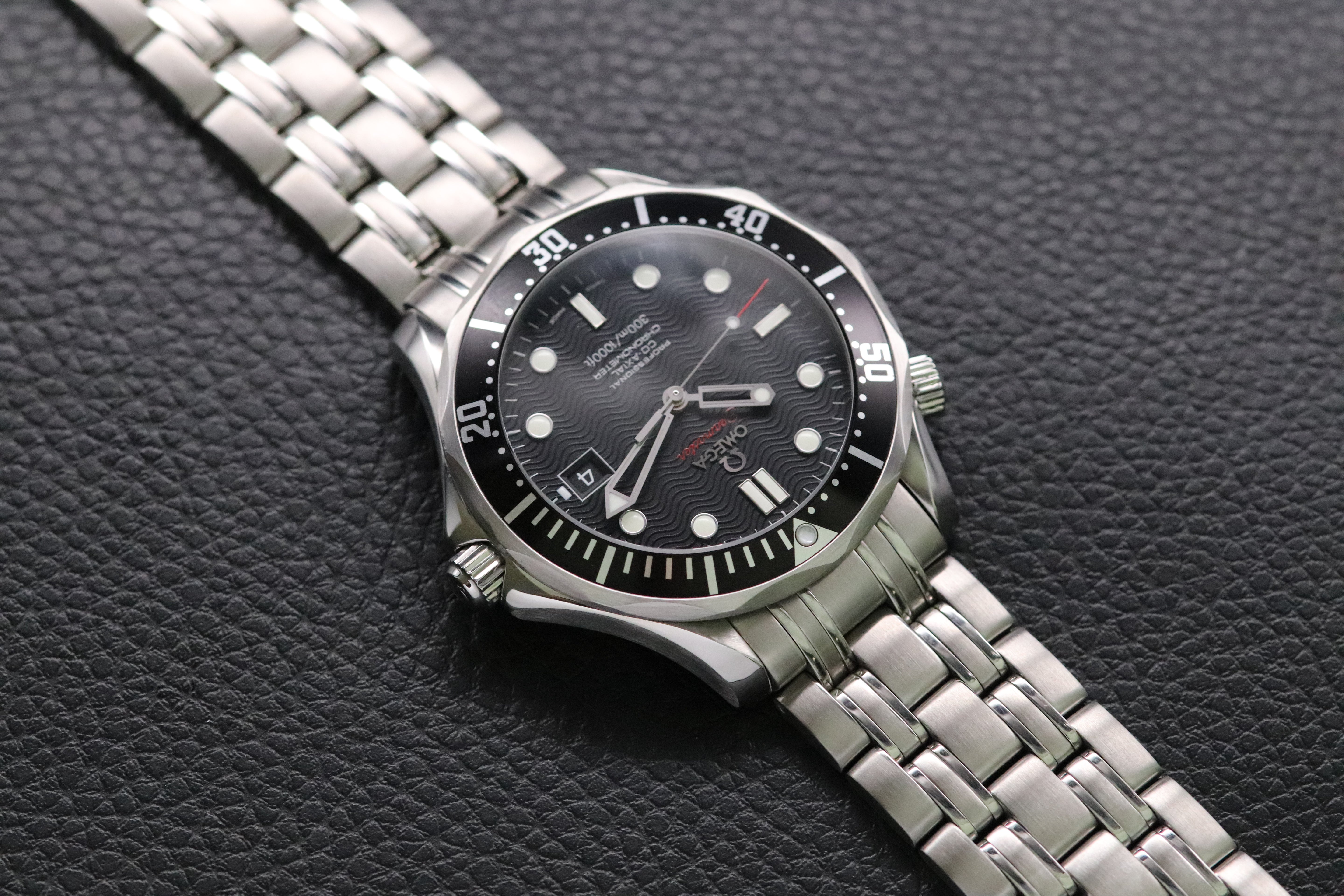 Omega Seamaster 212.30.41.20.01.002 Black Dial 2018 Papers