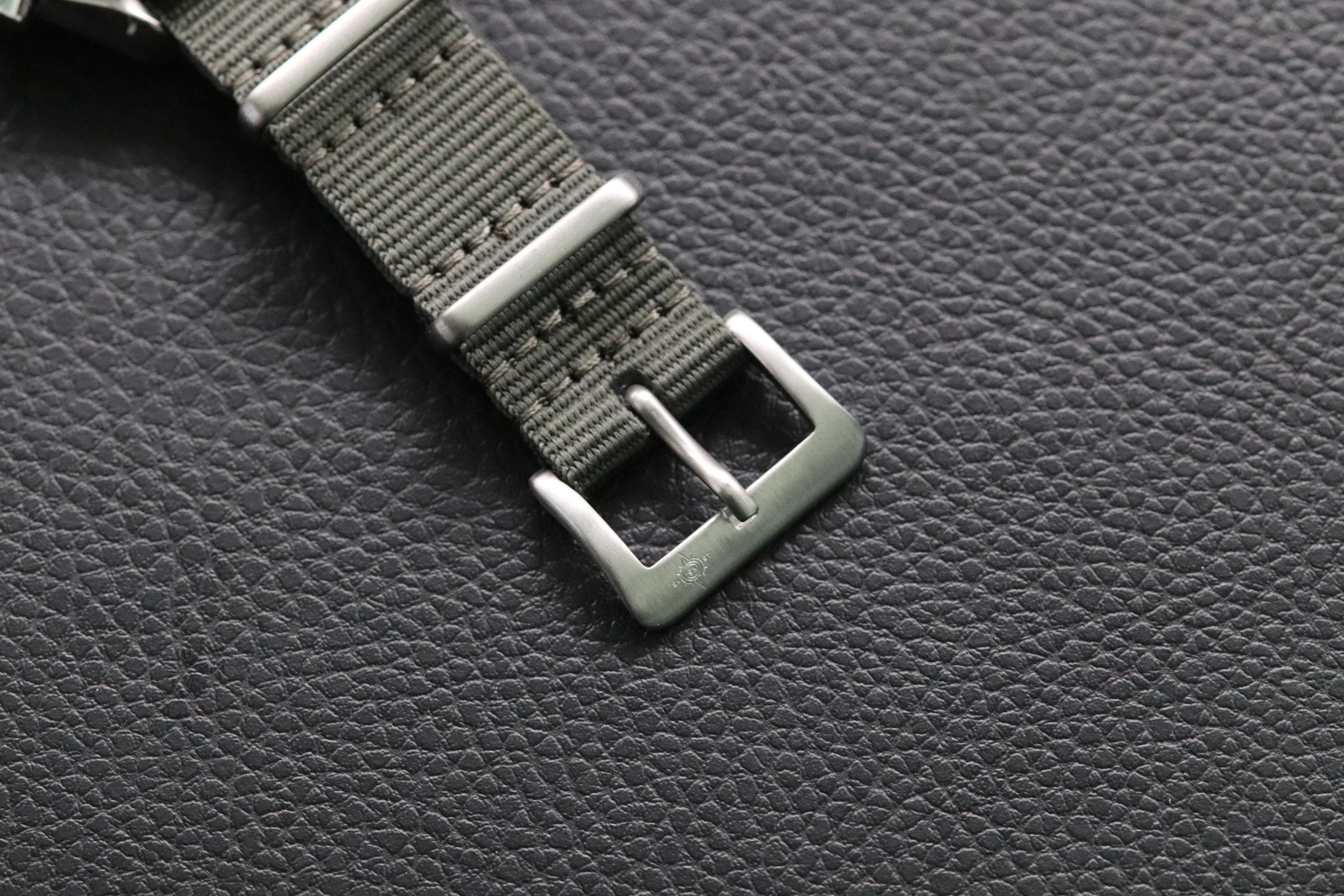 Omega Speedmaster Reduced 3802.71.53 Papers 2001