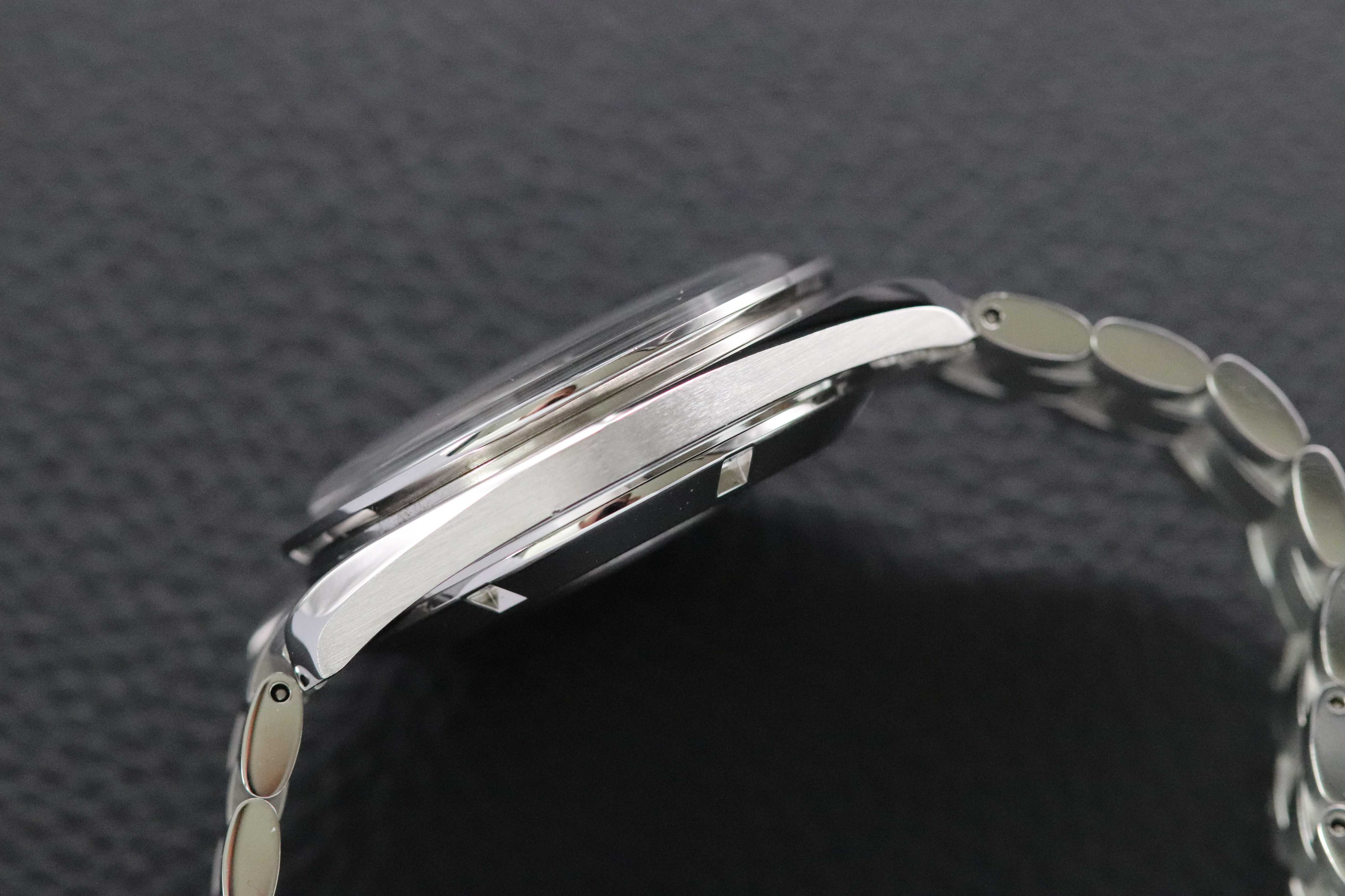 Omega Speedmaster Moonwatch 3570.50 Black Dial 2001