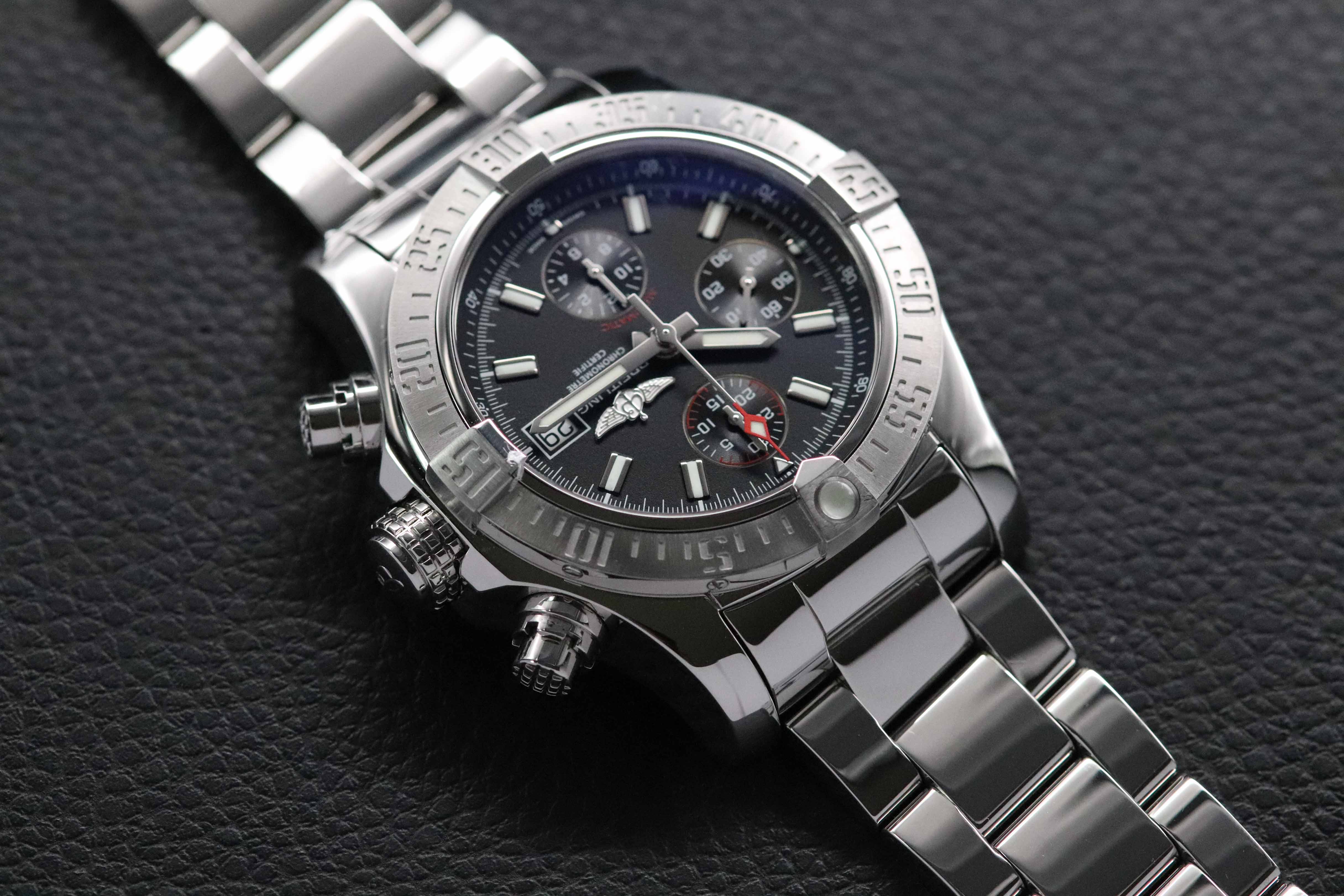 Breitling Avenger II A13381 FULLSET 2015 Box + PAPERS
