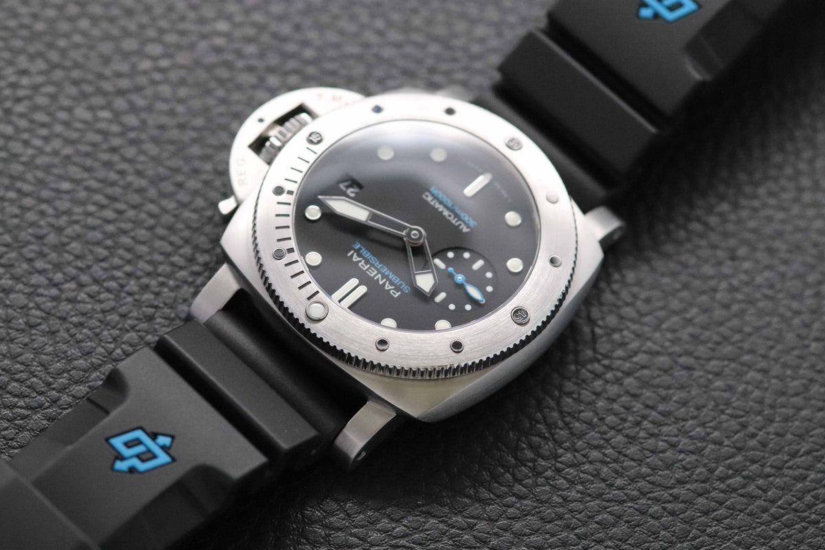 Panerai Luminor Submersible PAM00973 Fullset 2021 Box+Papers