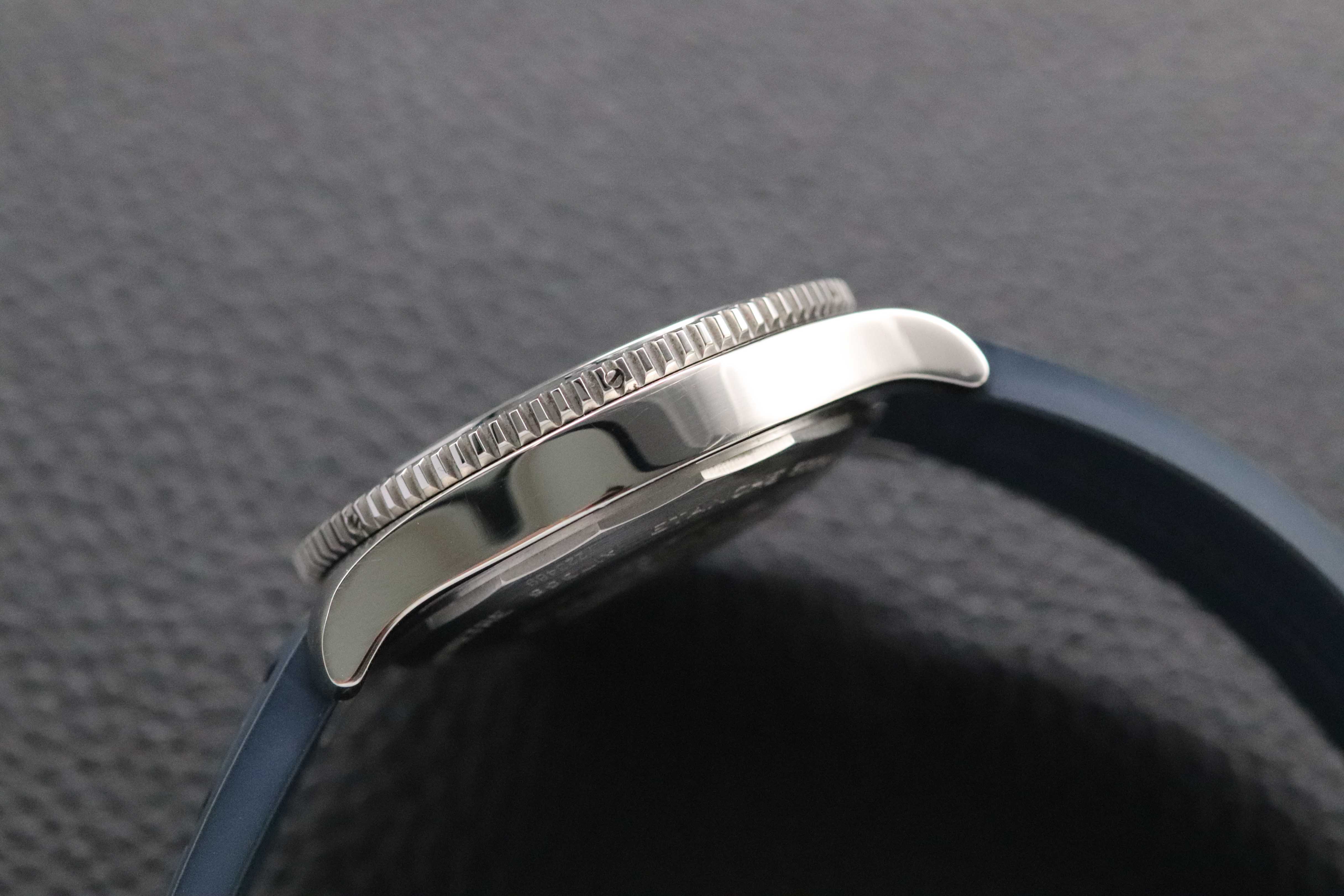 Breitling Superocean 42 A17366 Blue Papers 2020