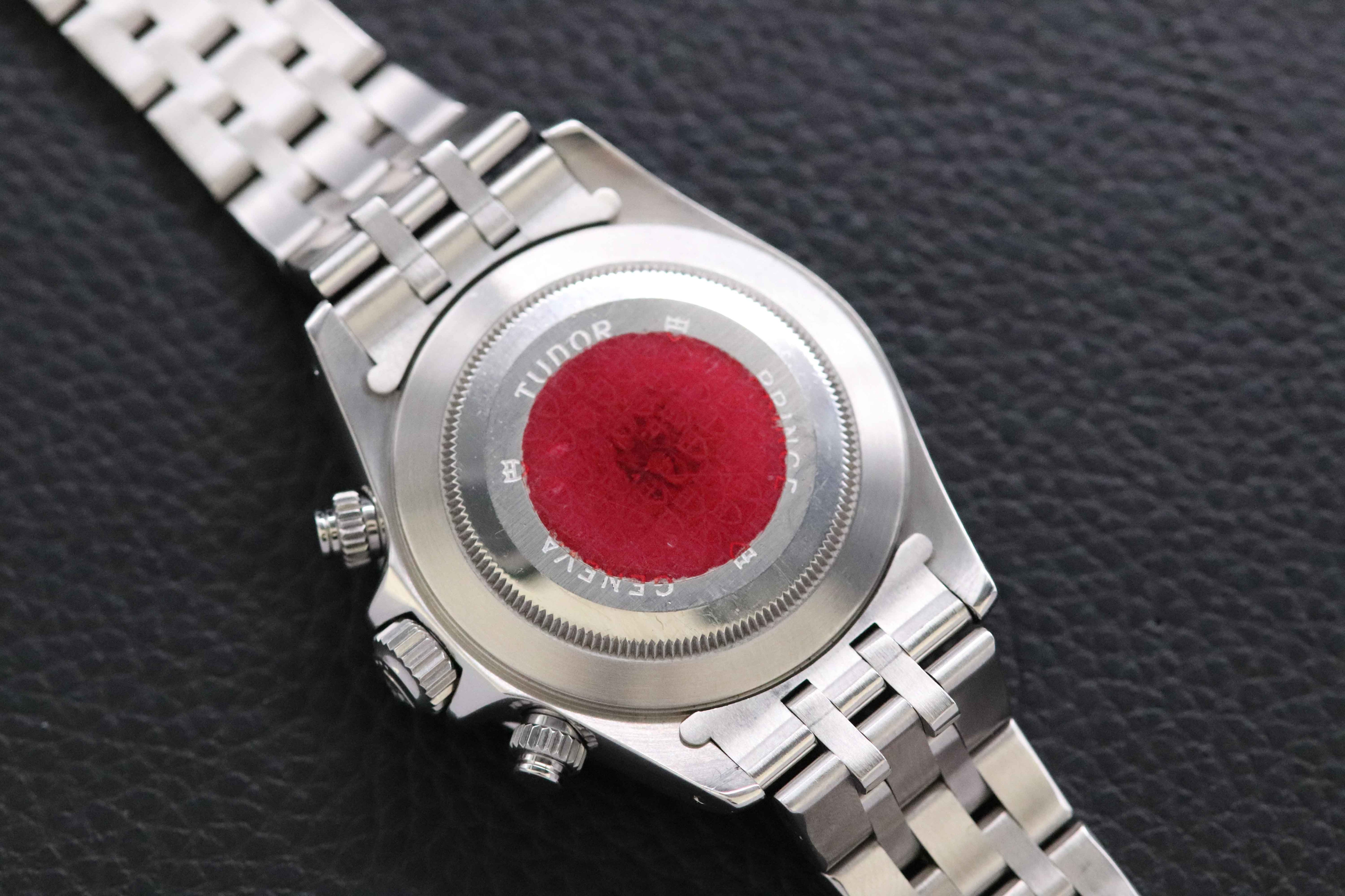 Tudor Oysterdate Small Block 79260 Porcelain Dial 2003