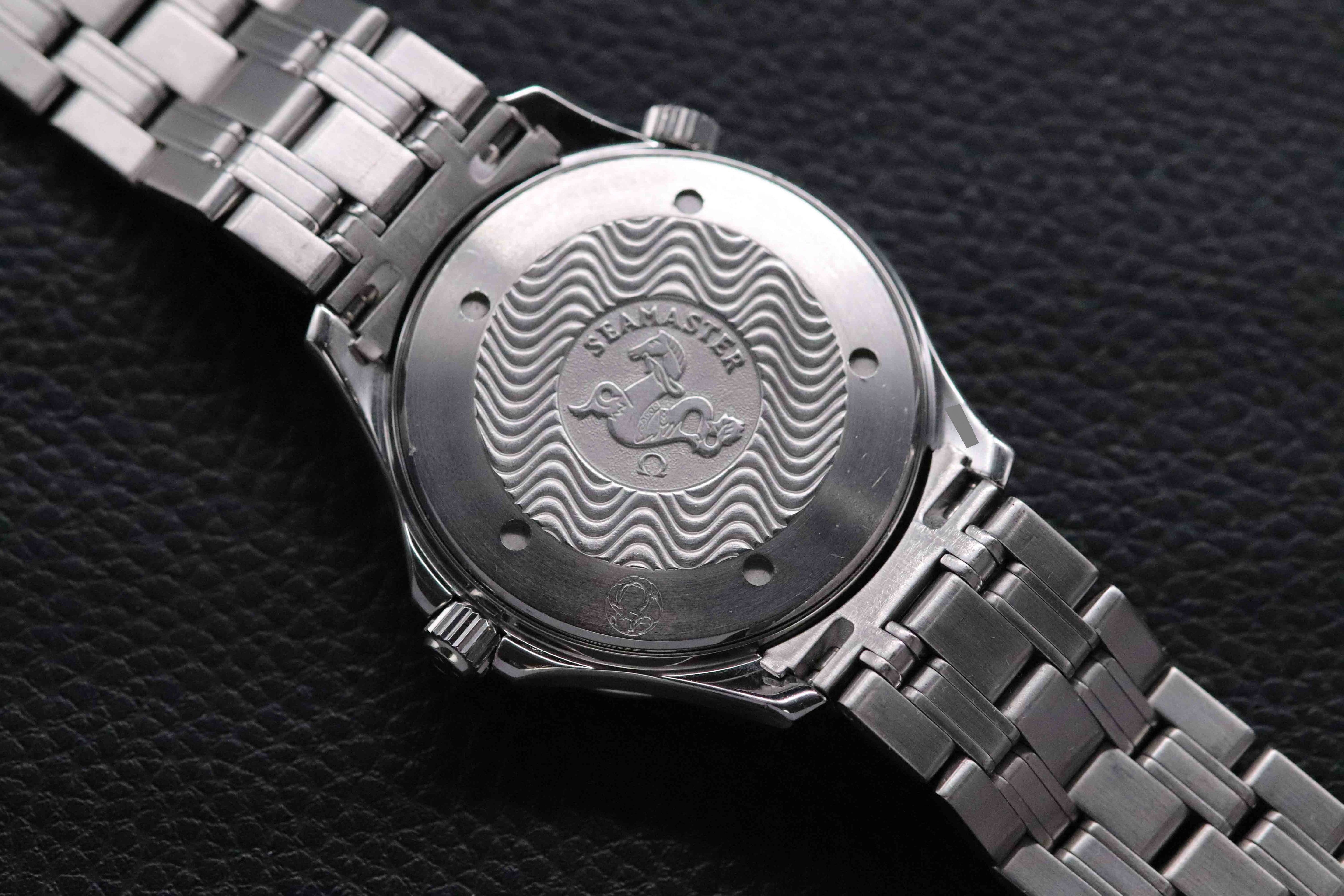 Omega Seamaster 2531.80 James Bond 2004 Papers