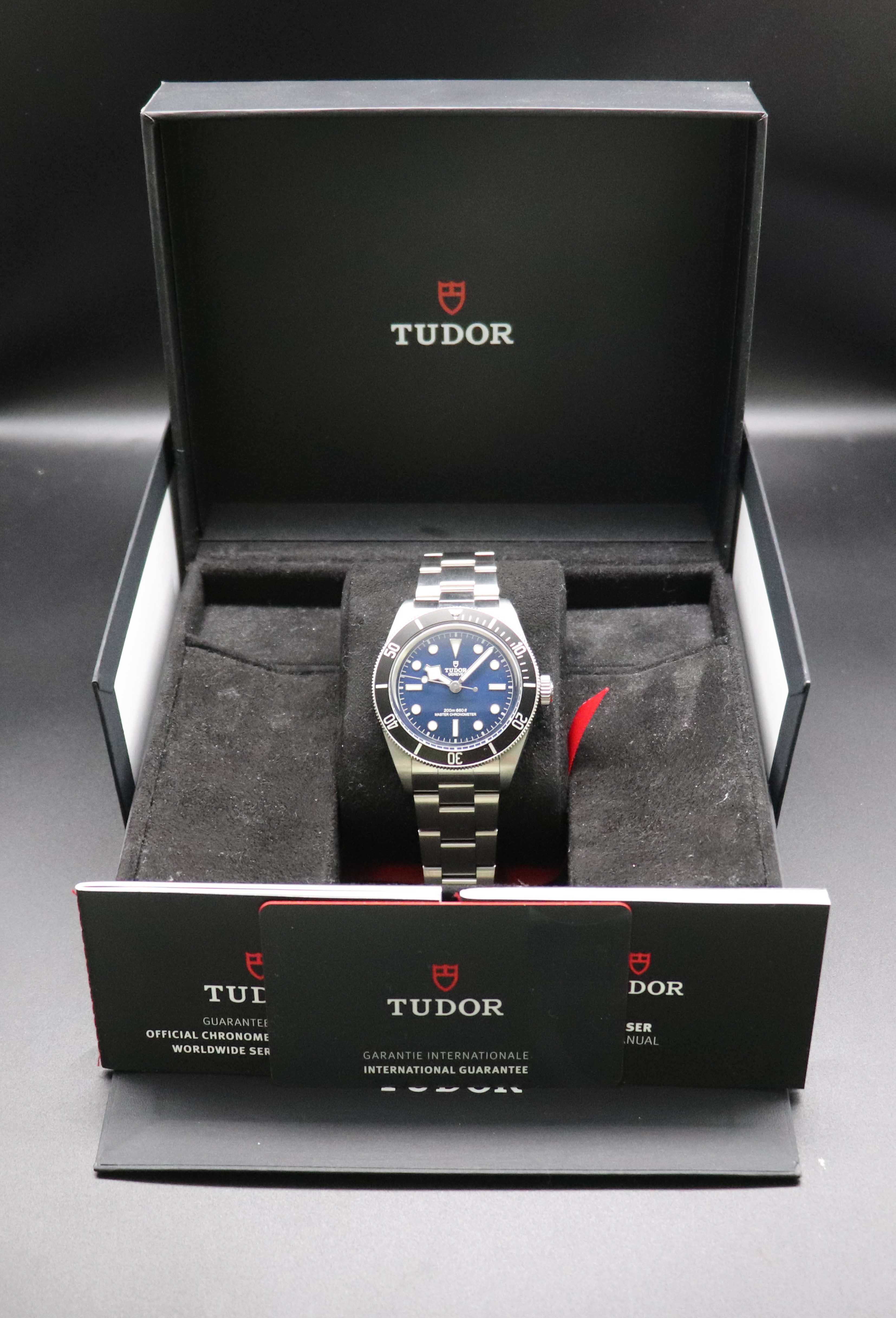 Tudor Black Bay 68 M7943A1A0NU Fullset 2025 Box+Papers