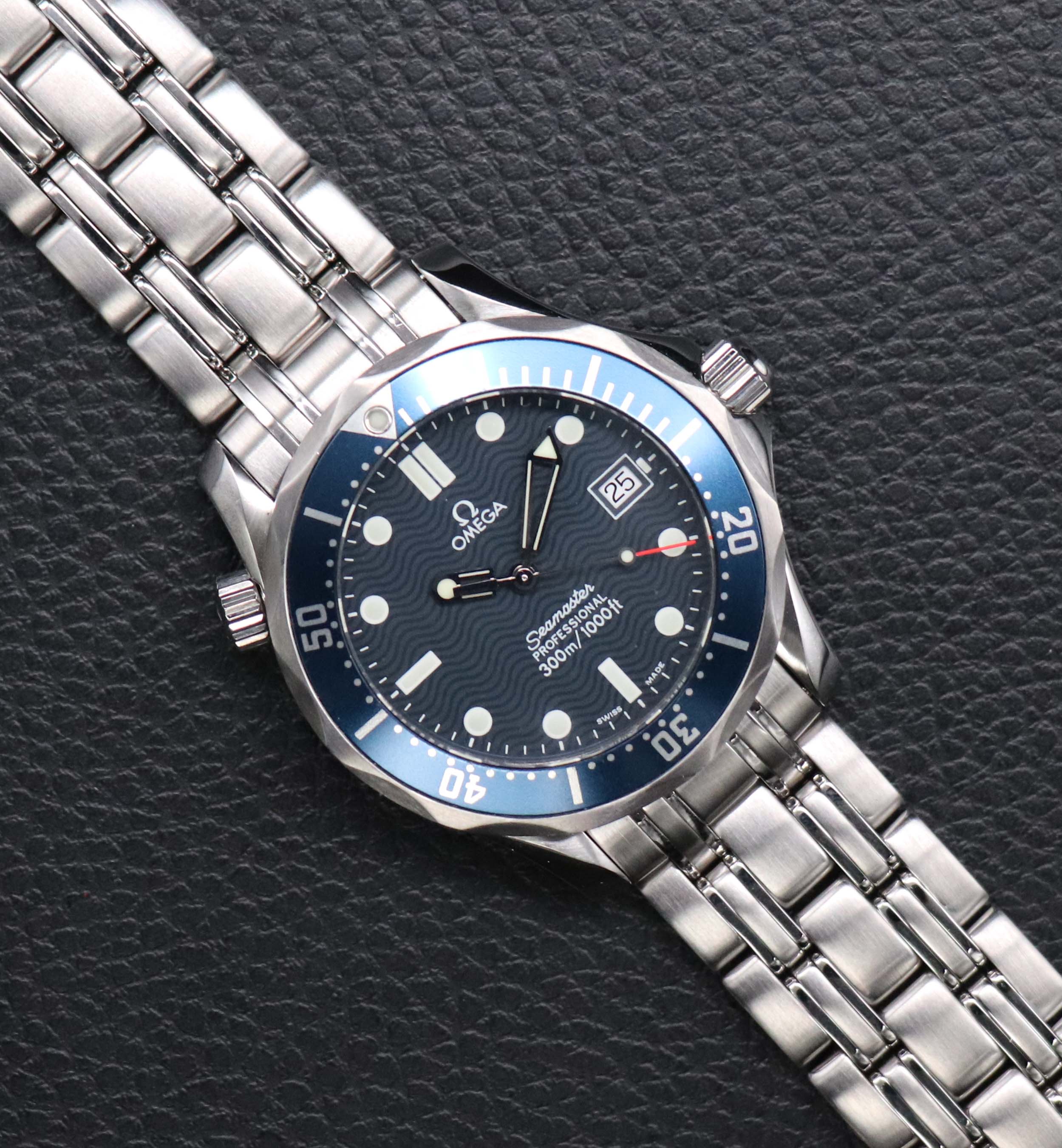 Omega Seamaster 300 2561.80 Blue Dial 1998