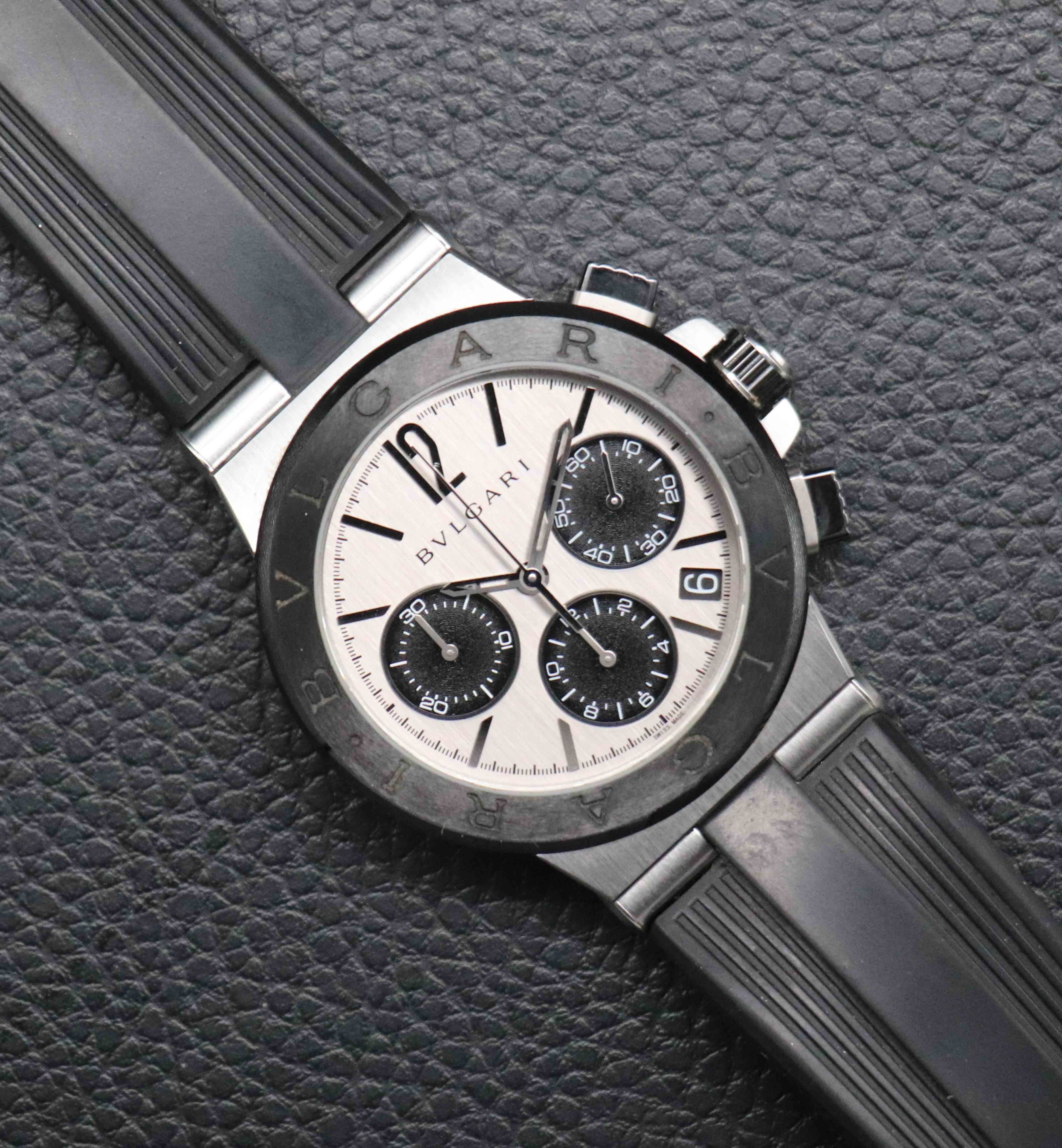 Bulgari Diagono Cronógrafo DG37SCCH, esfera plateada, 2022 PAPERS, con documentación