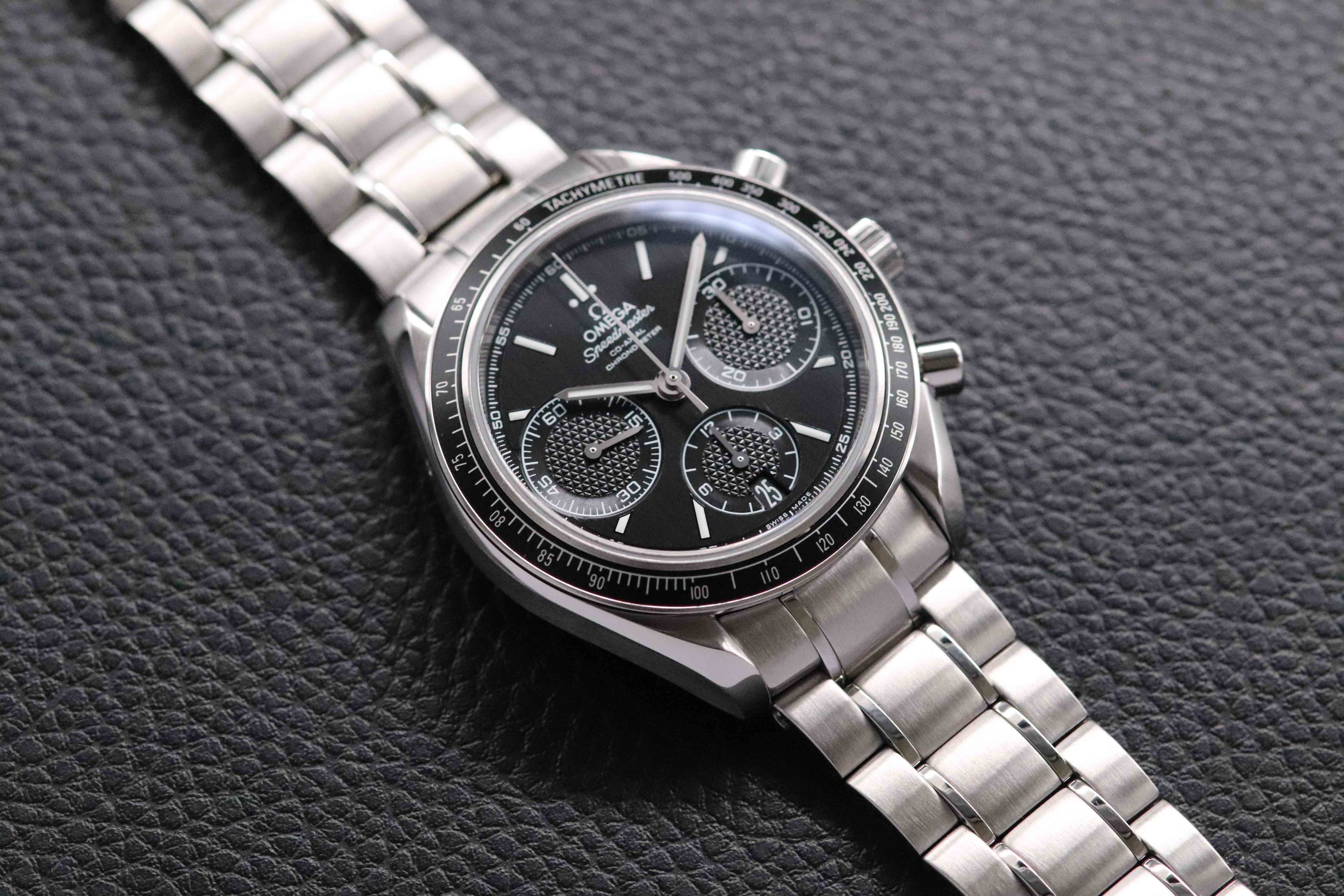 Omega Speedmaster Racing 326.30.40.50.01.001 Black Dial 2018