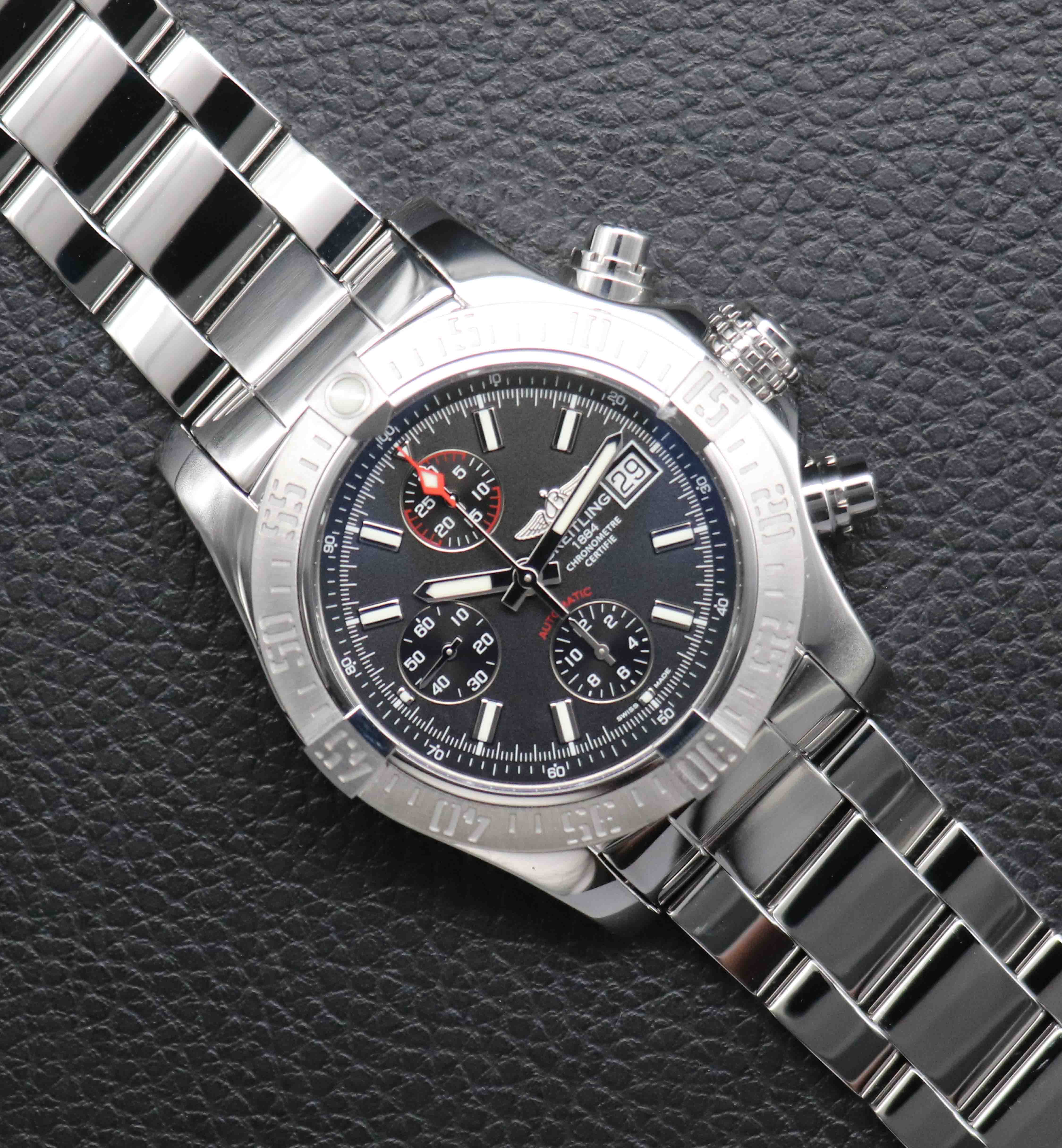 Breitling Avenger II A13381 FULLSET 2015 Box + PAPERS
