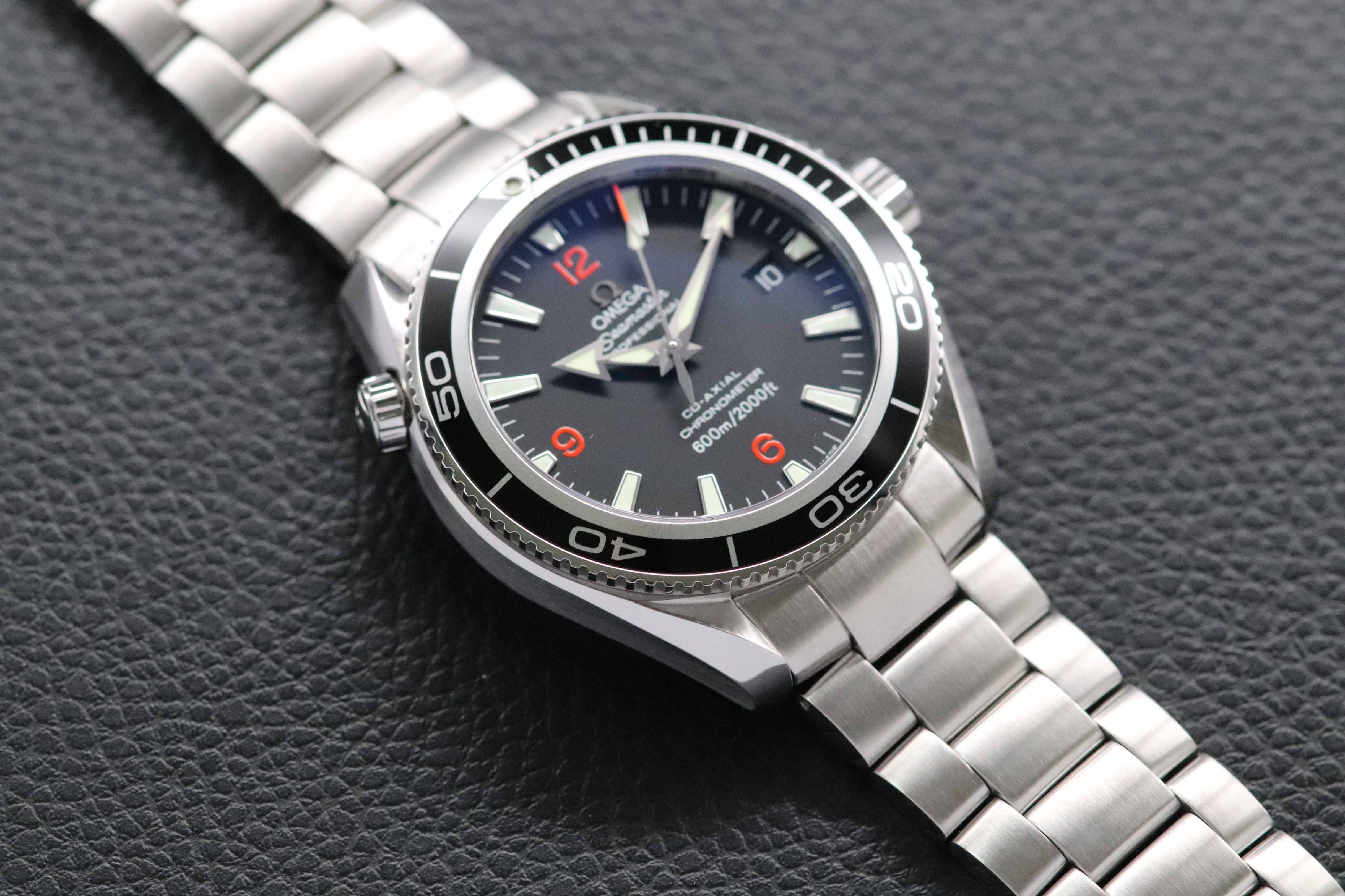 Omega Seamaster Planet Ocean 2201.51, FULLSET de 2008, caja y PAPERS