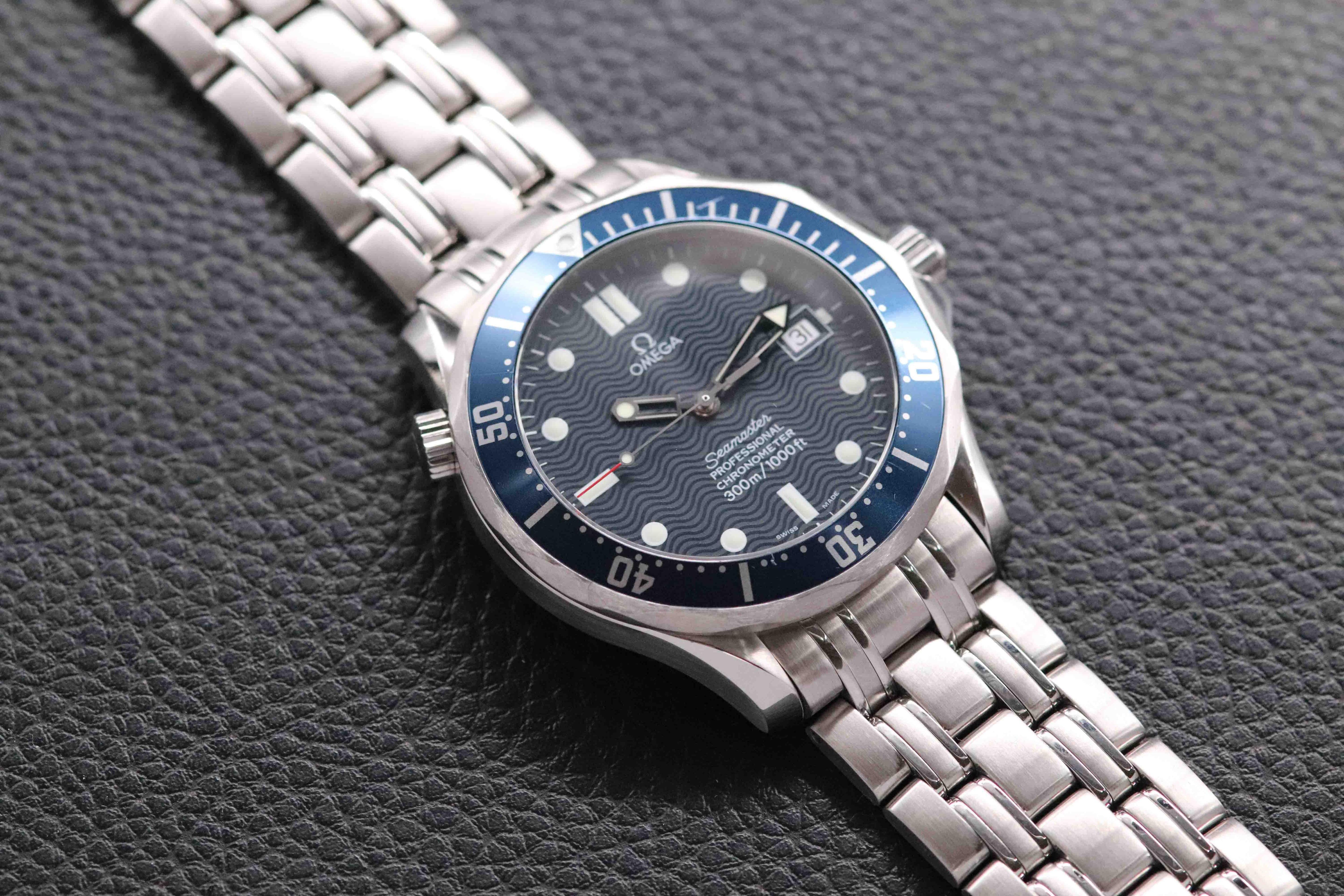 Omega Seamaster 2531.80 James Bond 2005 Papers