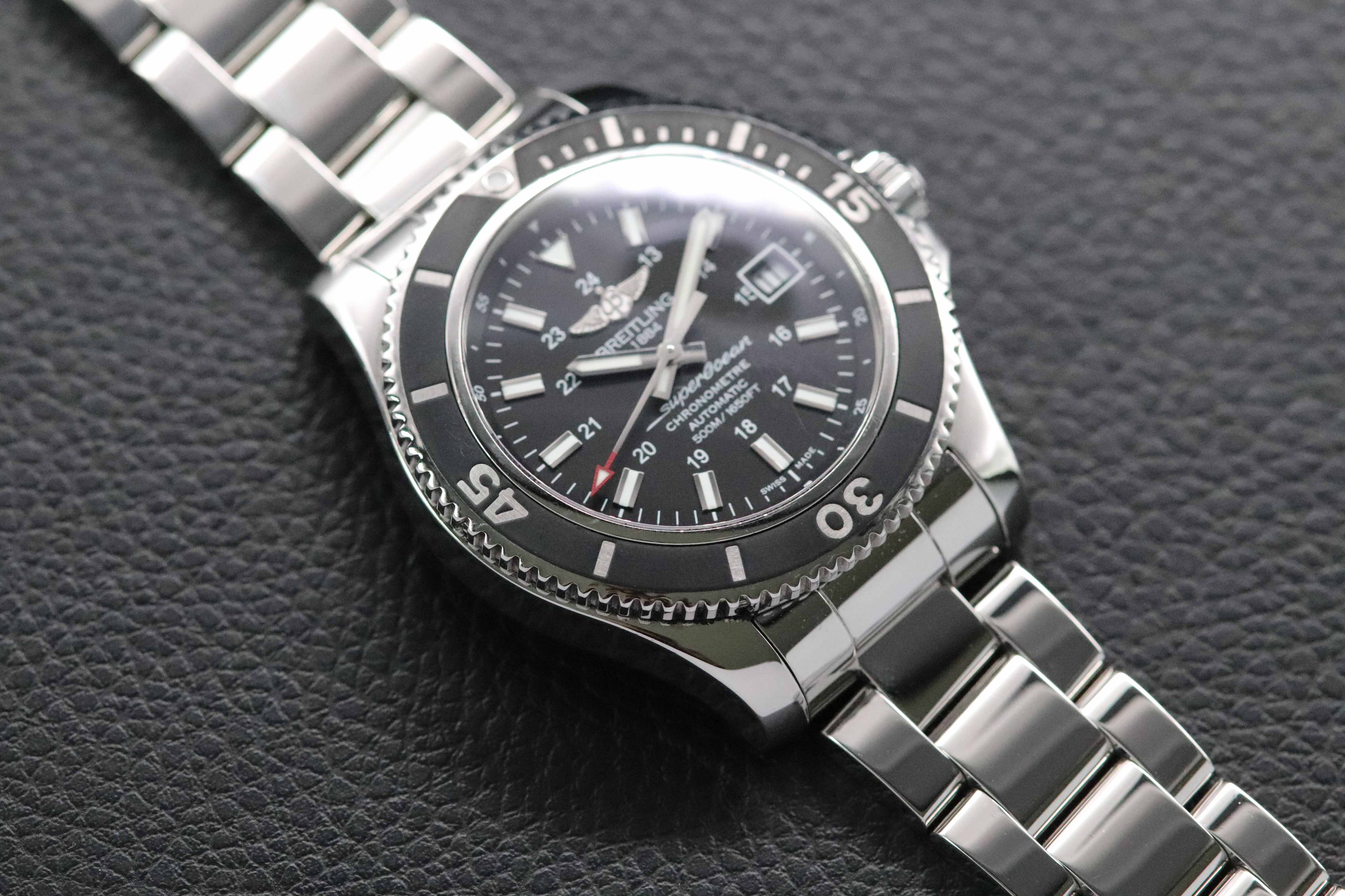 Breitling Superocean II 42 A17365 Complete Set 2019 Box + Papers