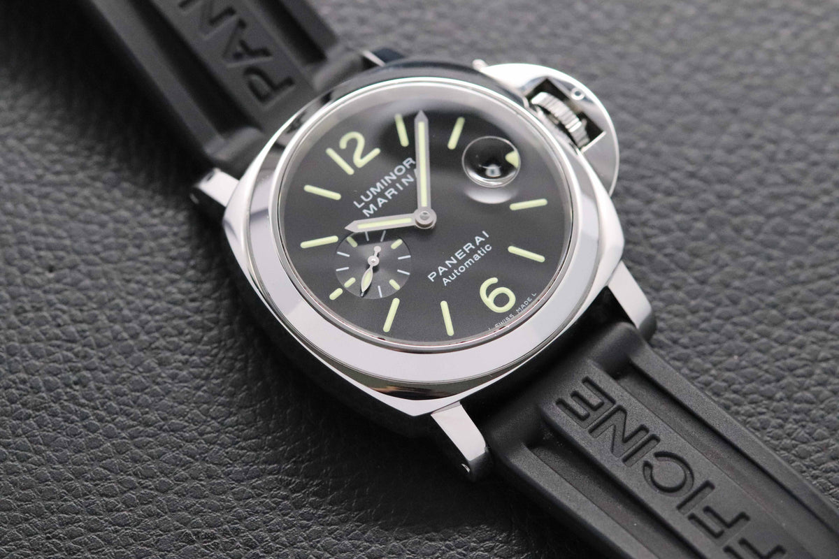Panerai Luminor Base PAM00104 Fullset 2009 Box+Papers