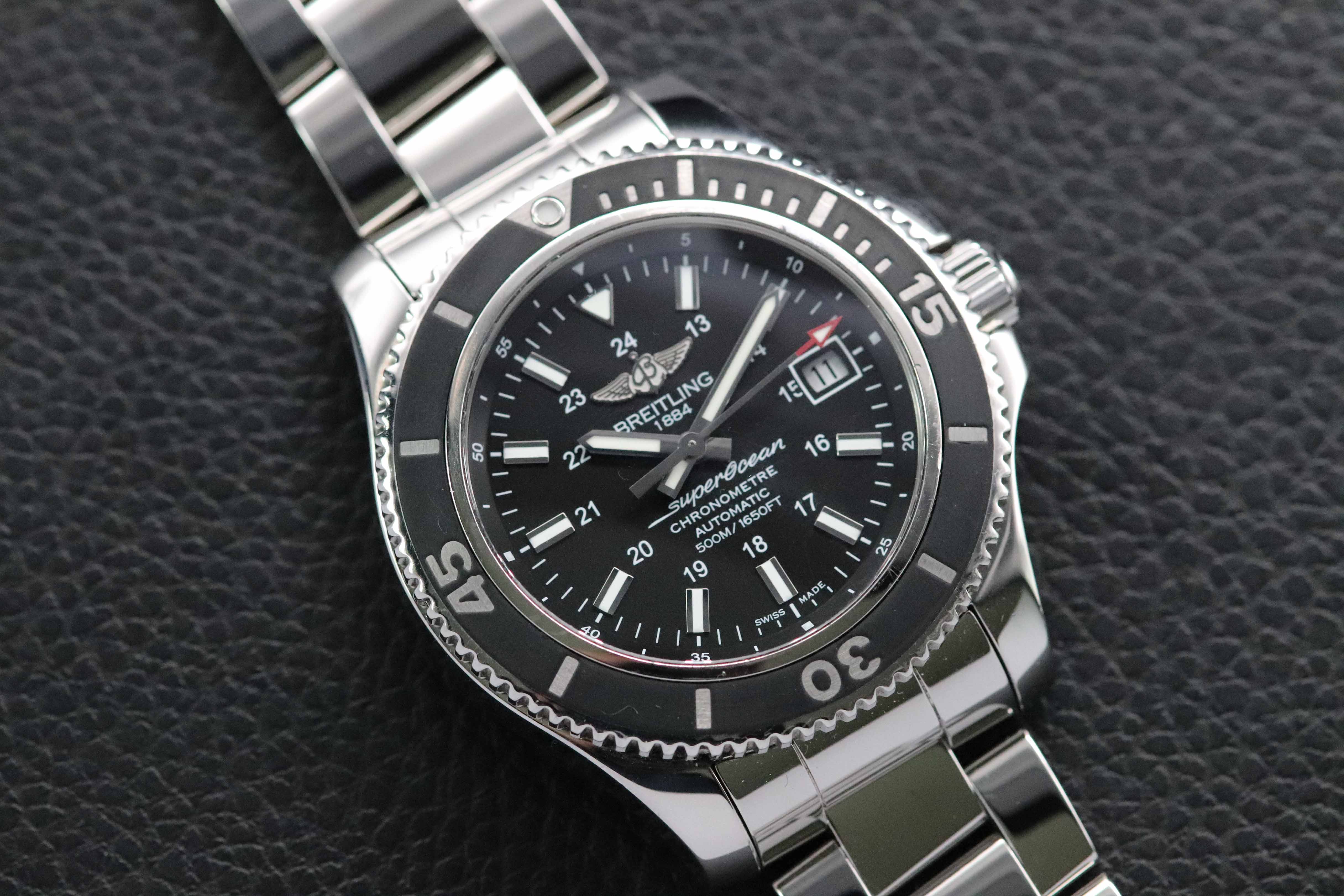 Breitling Superocean II 42 A17365 Complete Set 2019 Box + Papers
