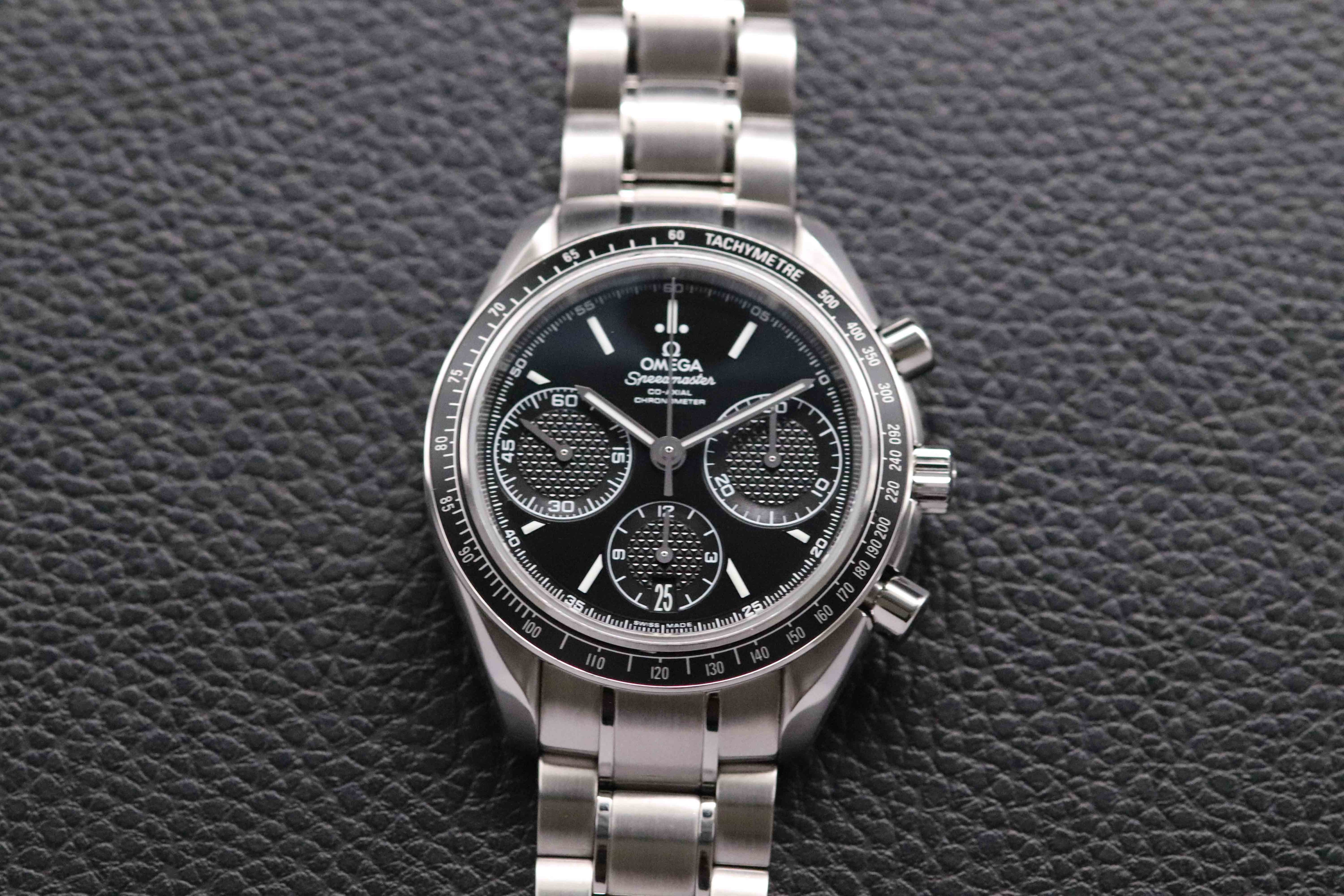 Omega Speedmaster Racing 326.30.40.50.01.001 Black Dial 2018