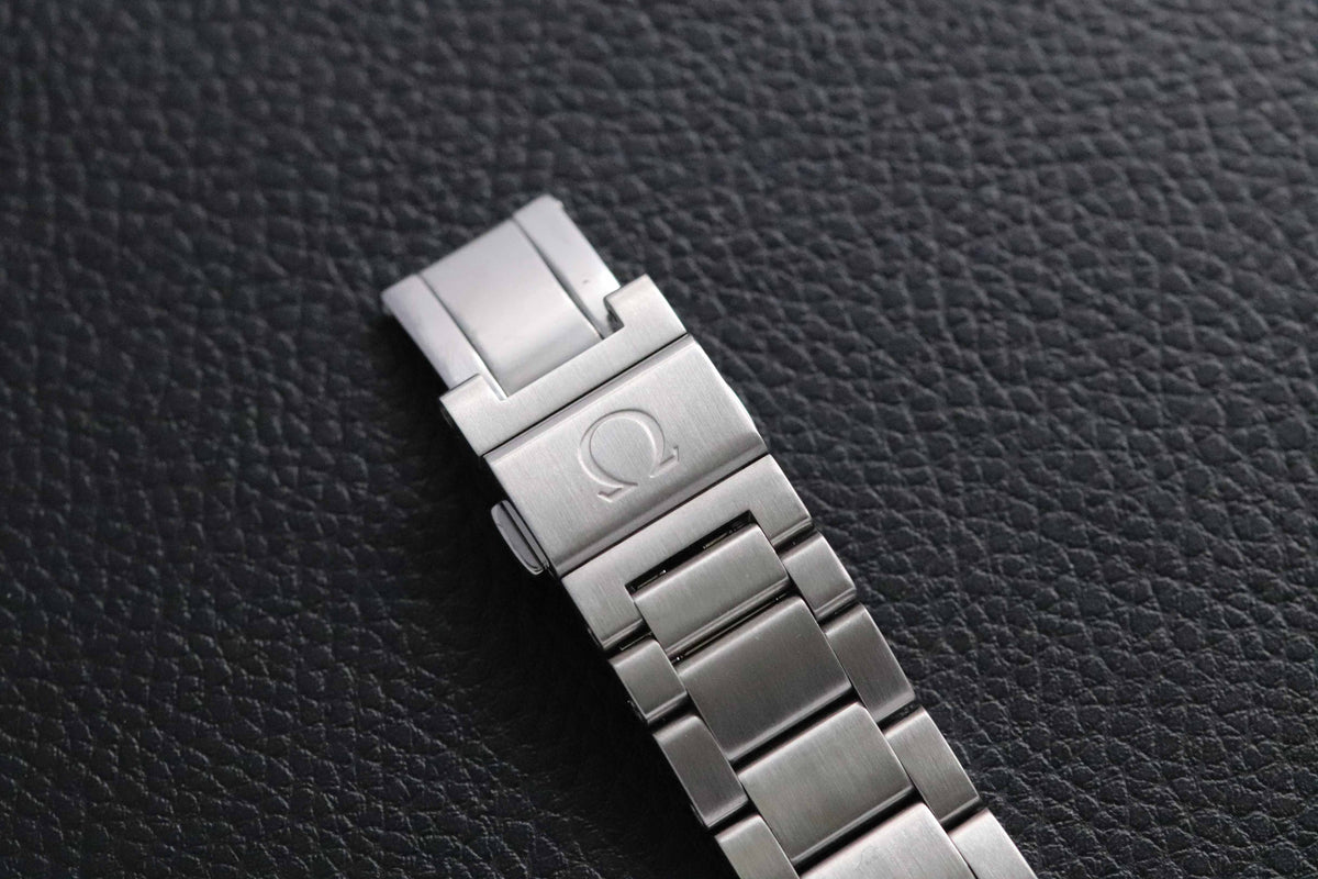 Omega Aqua Terra 231.10.39.60.02.001 Silver Dial 2017 Papers