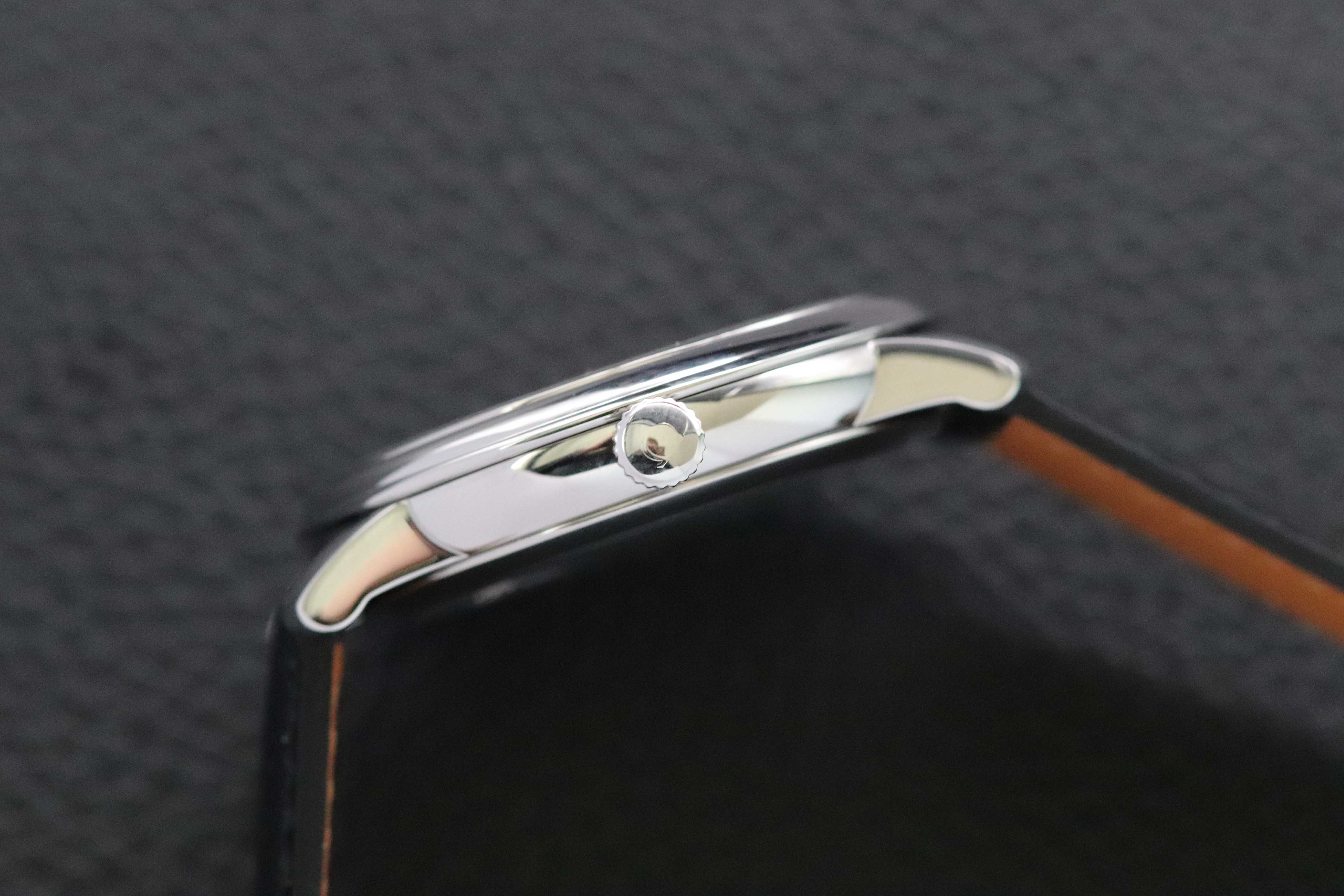 Omega De Ville Prestige 424.13.40.20.02.001 Silver Dial 2014