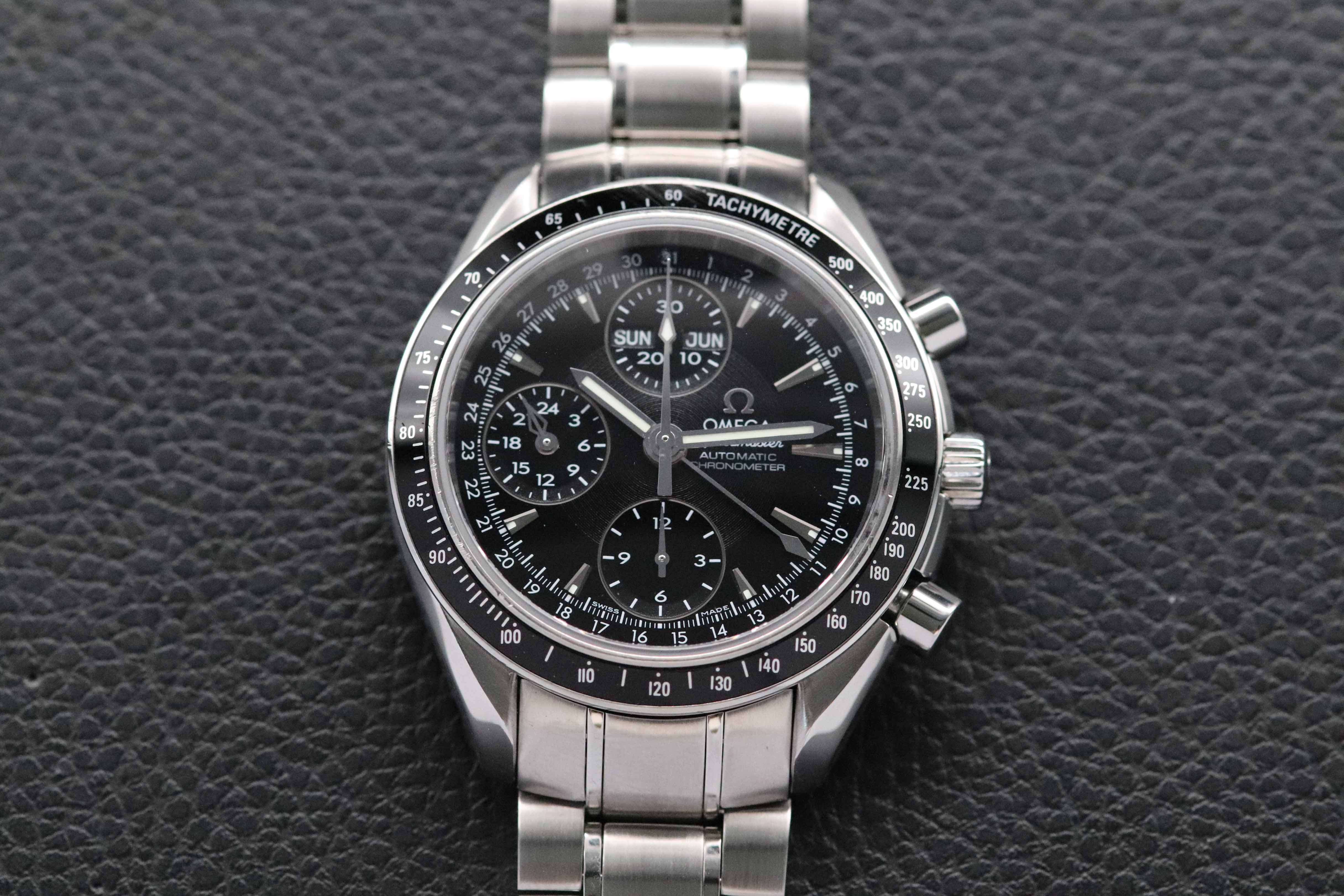 Omega Speedmaster Day Date 3220.50 Complete Set 2012 Box + Papers