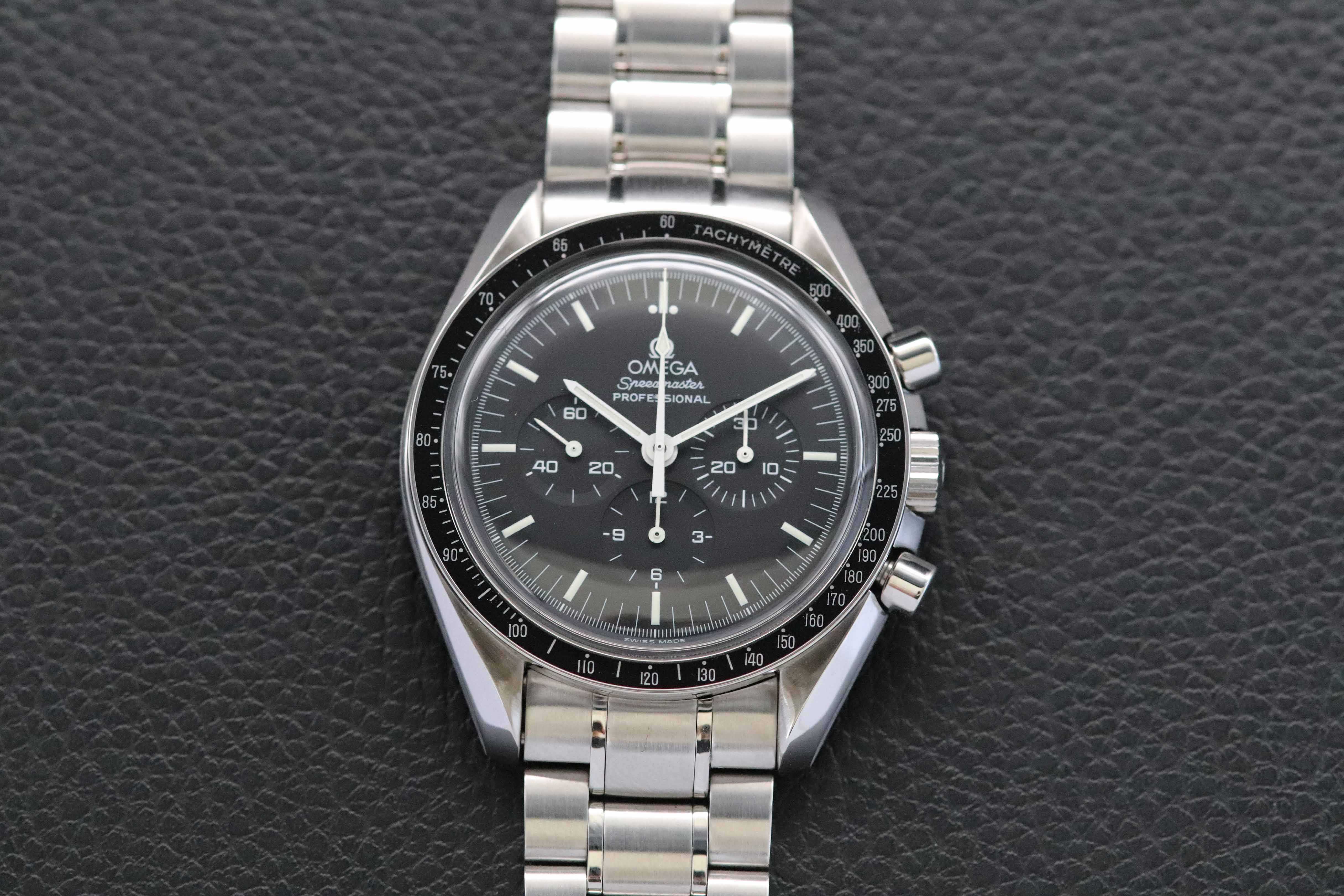 Omega Speedmaster Moonwatch 3570.50 NOS Fullset 2000 Box+Papers