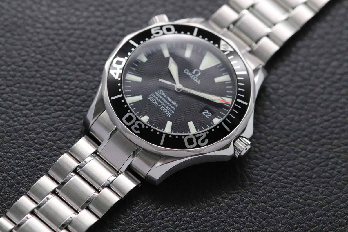 Omega Seamaster Diver 300 2254.50 Black Dial 2006