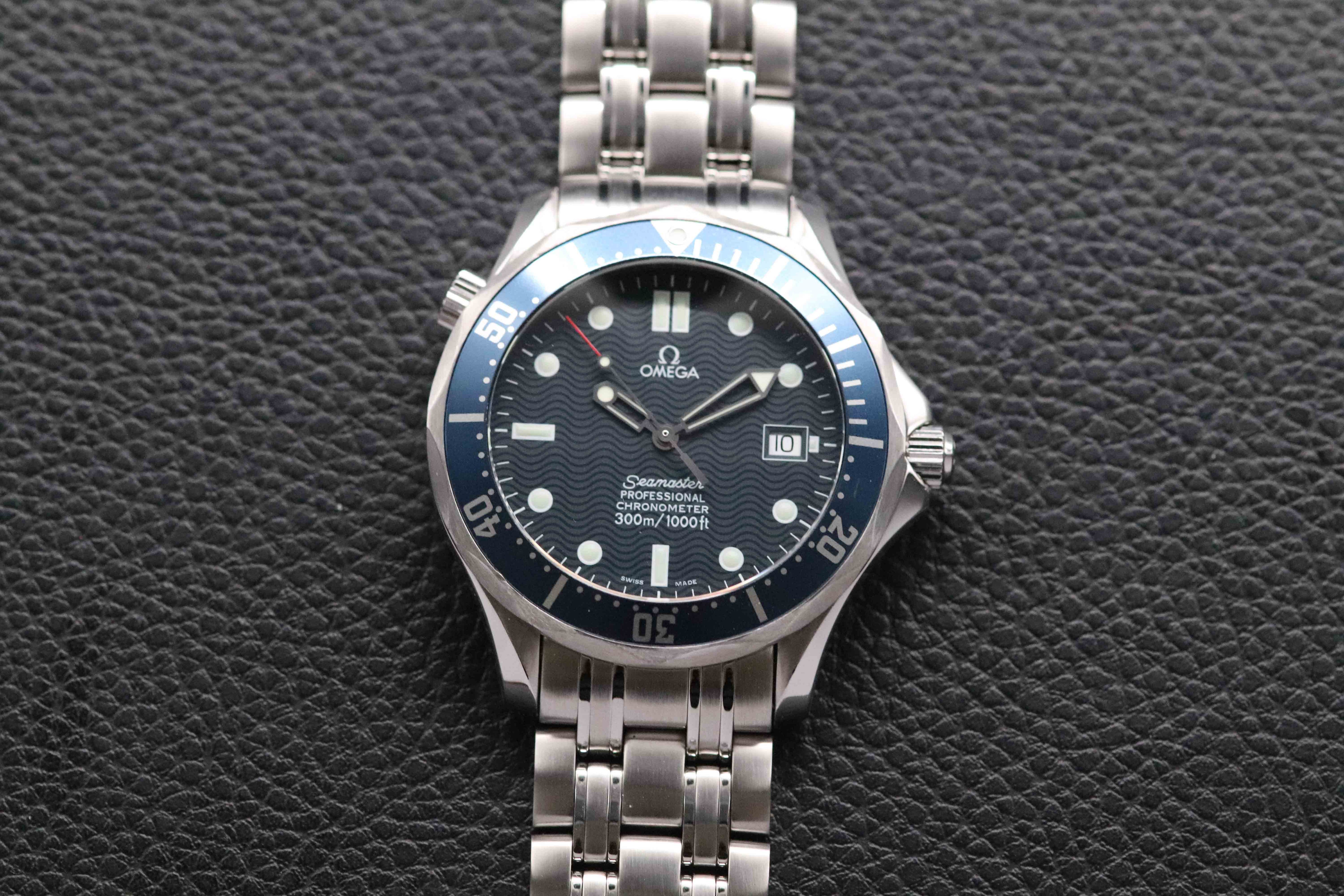 Omega Seamaster 2531.80 James Bond 2004 Papers