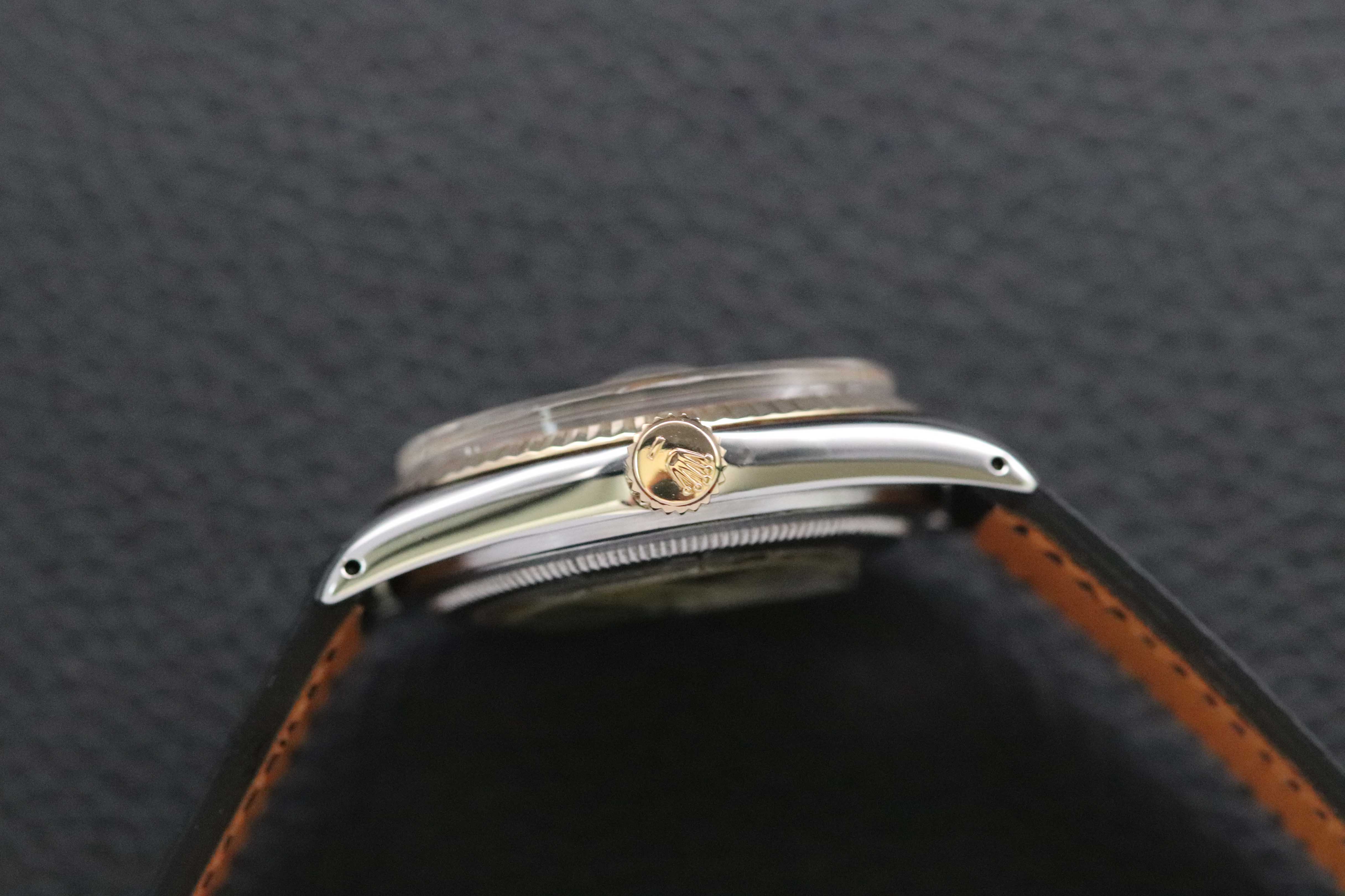 Rolex Datejust 1601 Gold Dial 1977