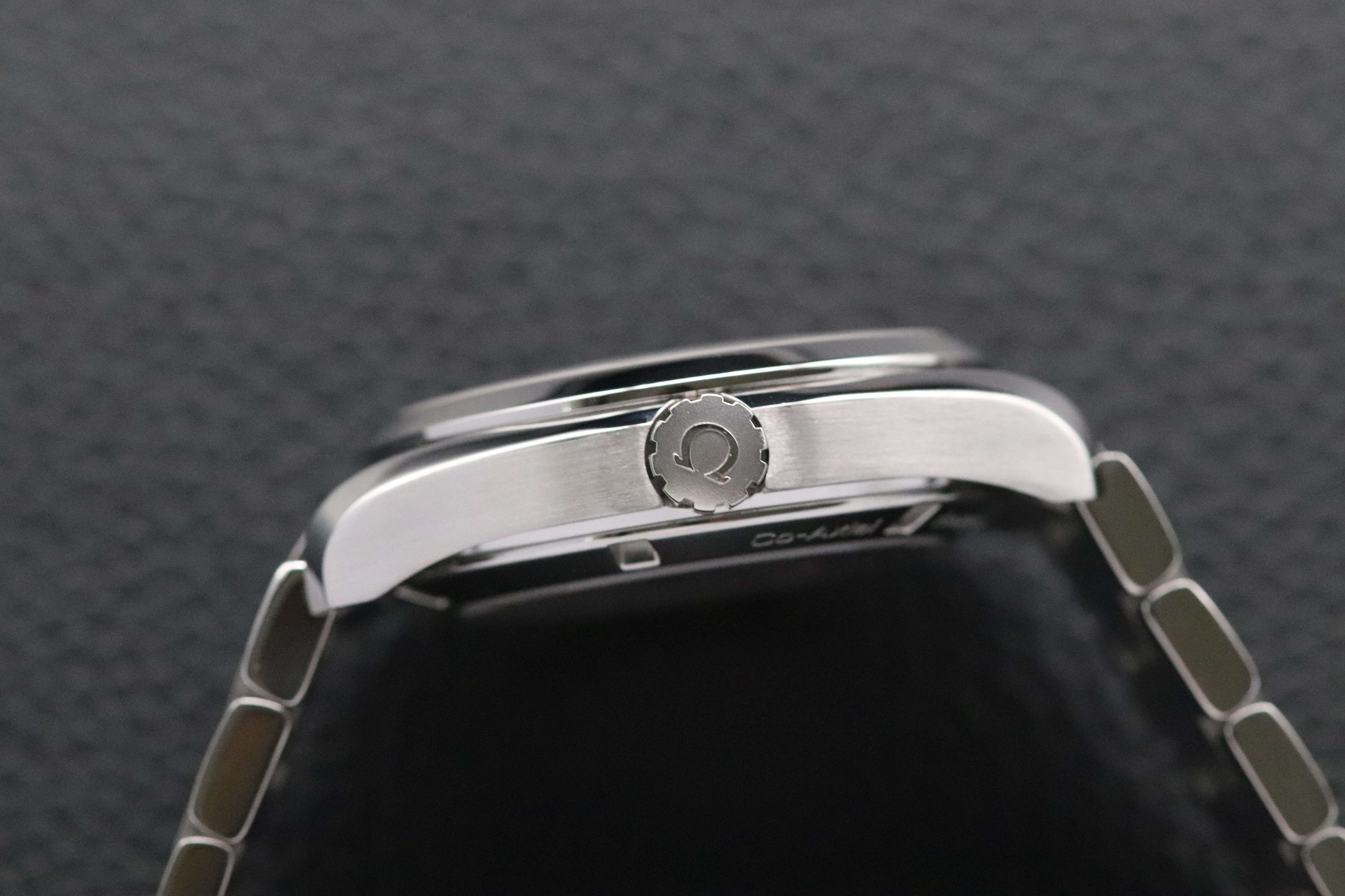 Omega Seamaster Aqua Terra 231.10.39.21.02.001 White Dial 2007