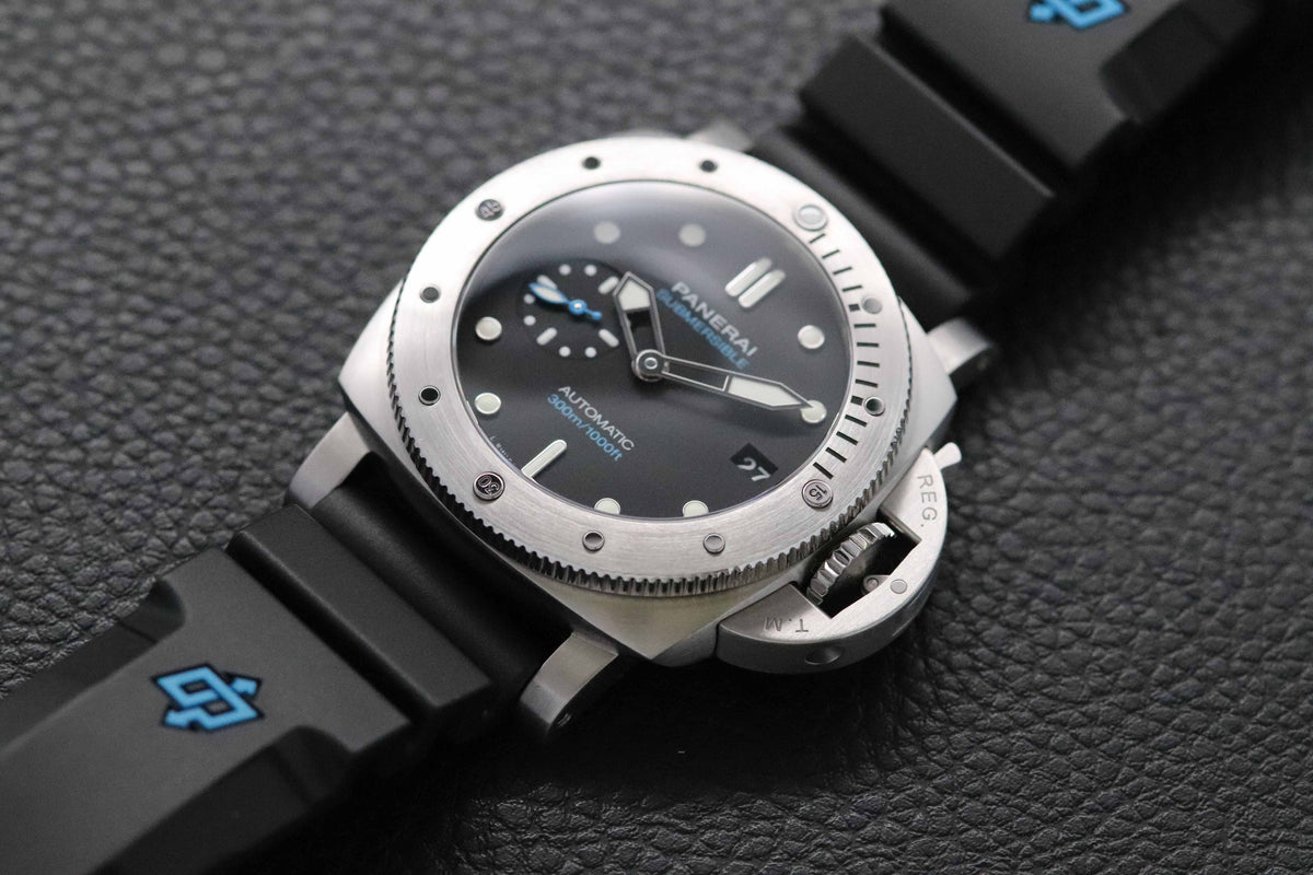 Panerai Luminor Submersible PAM00973 Fullset 2021 Box+Papers